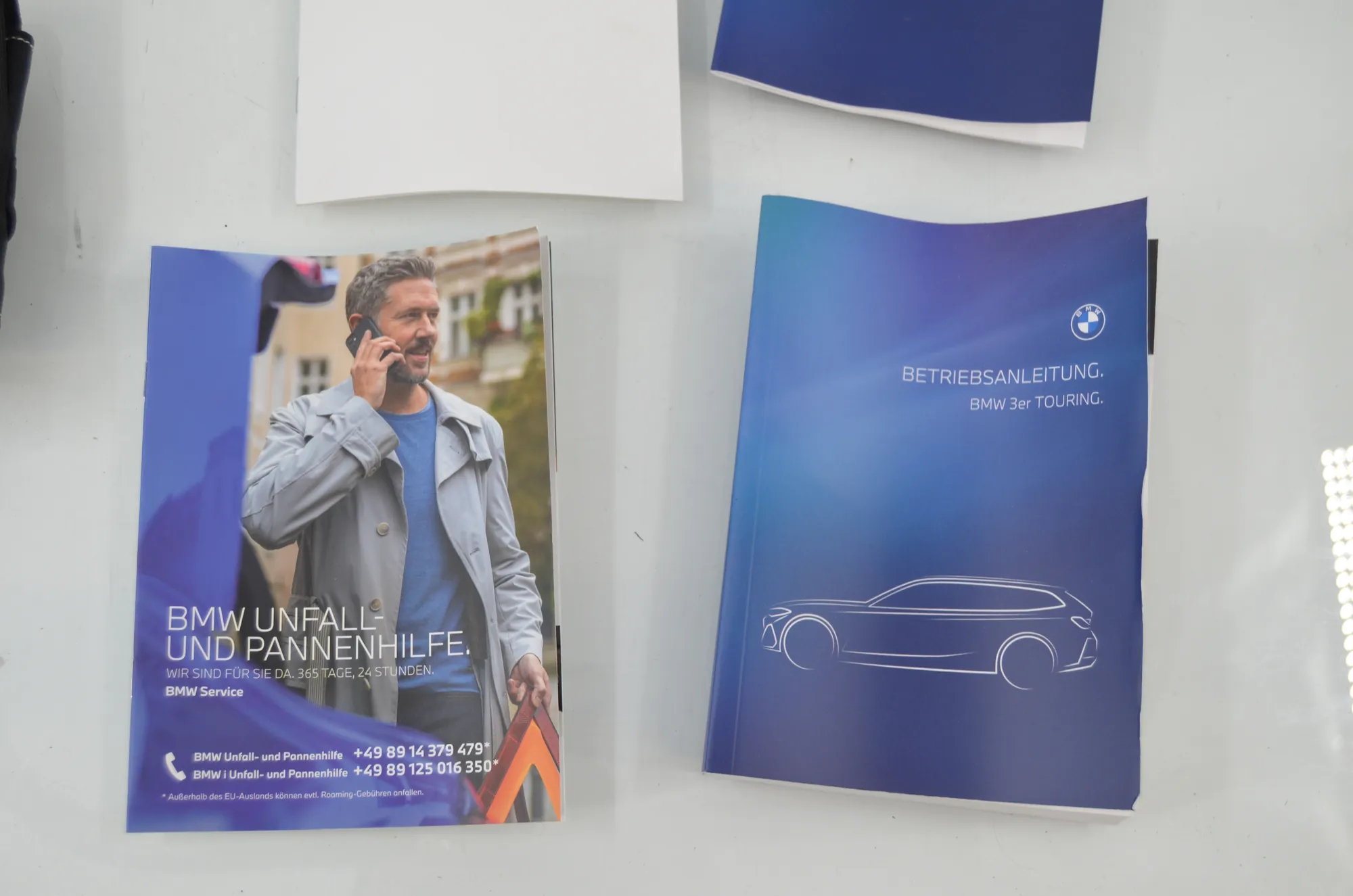 Manual Service Book – OEM 01405B384C5 · BMW 3 Touring (G21) (2019 - -) 320 d Mild-Hybrid 2024 – 3