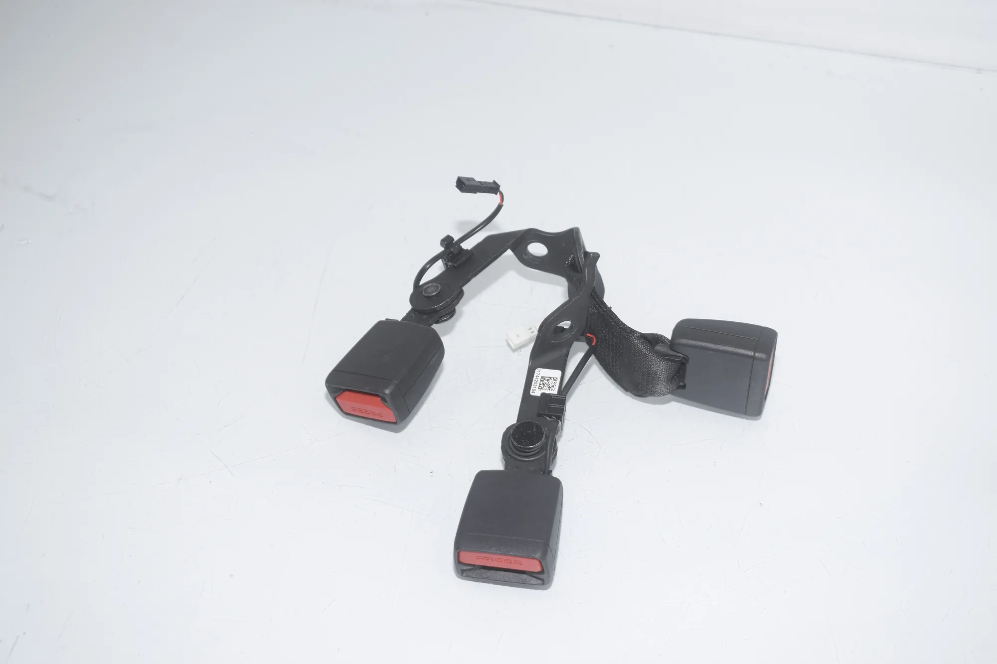 Rear Left Seat Buckle – OEM 7442031 · BMW 3 Touring (G21) (2019 - -) 320 d Mild-Hybrid 2024 – 3