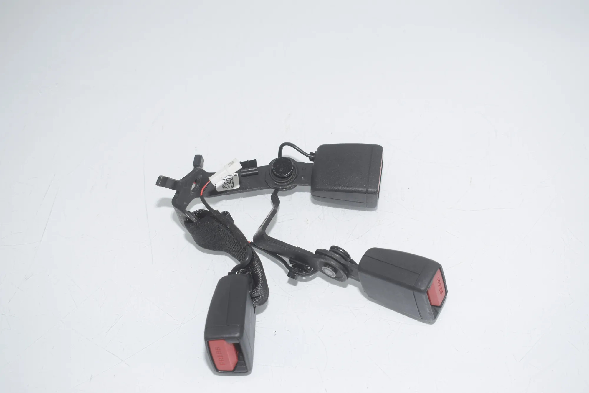 Rear Left Seat Buckle – OEM 7442031 · BMW 3 Touring (G21) (2019 - -) 320 d Mild-Hybrid 2024