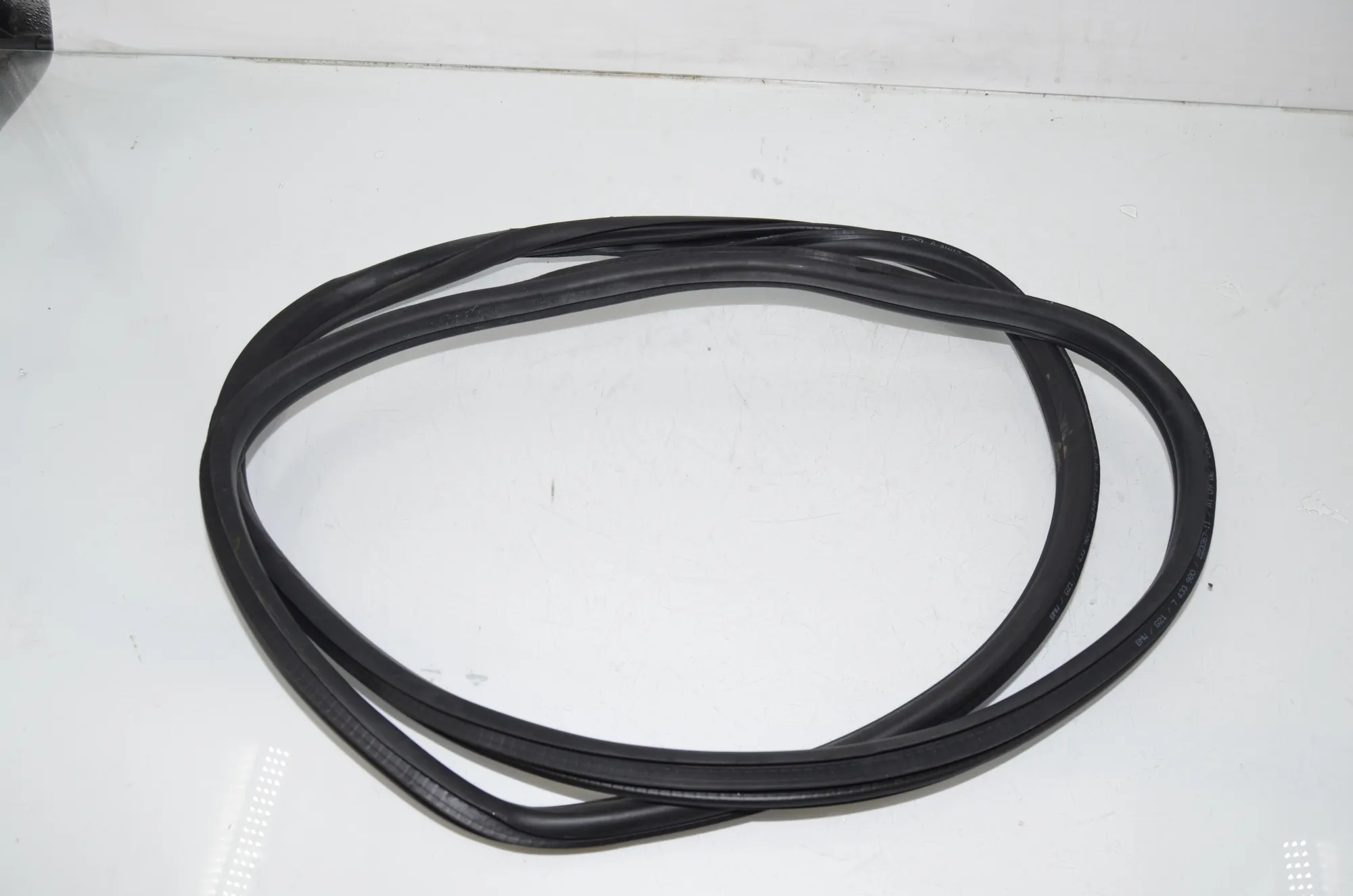 Rear Left Door Seal Rubber – OEM 7497914 · BMW 3 Touring (G21) (2019 - -) 320 d Mild-Hybrid 2024 – 3