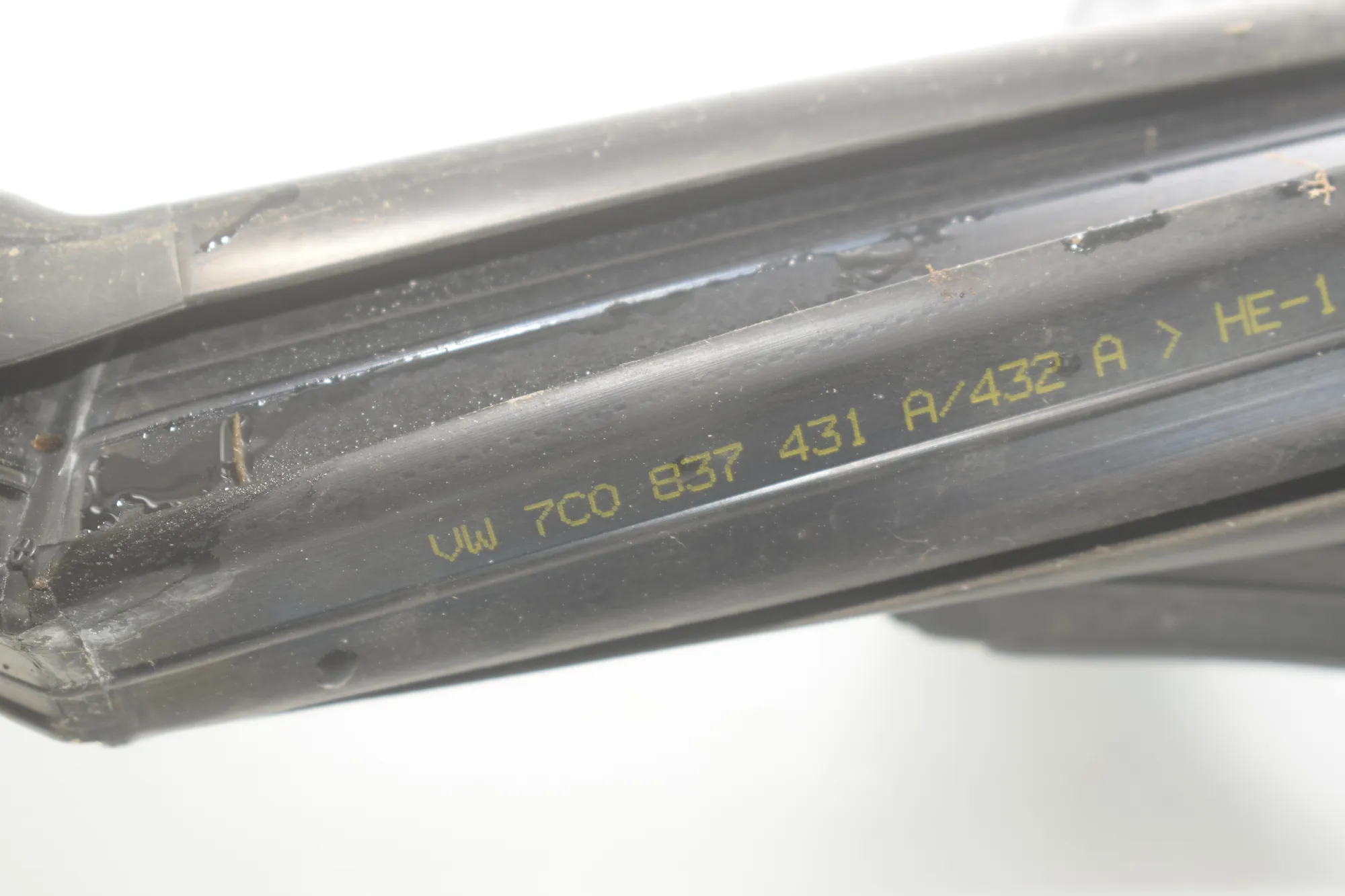 Front Left Door Rubber Seal – OEM 7C0837431A · VW CRAFTER Furgon (SY_) (2016 - -) 2.0 TDI 2022 – 3
