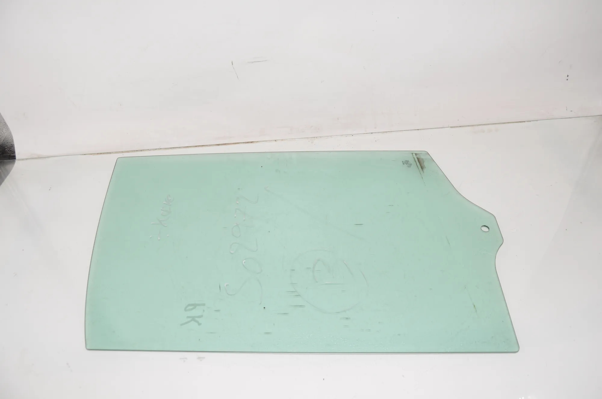 Front Left Door Window – OEM 7C0845201A · VW CRAFTER Furgon (SY_) (2016 - -) 2.0 TDI 2022 – 2