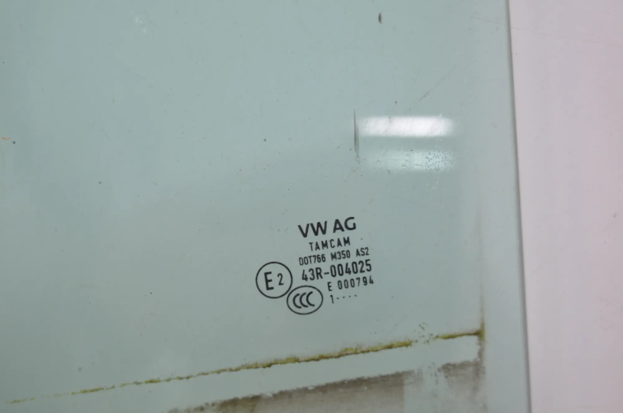 Front Left Door Window – OEM 7C0845201A · VW CRAFTER Furgon (SY_) (2016 - -) 2.0 TDI 2022 – 3