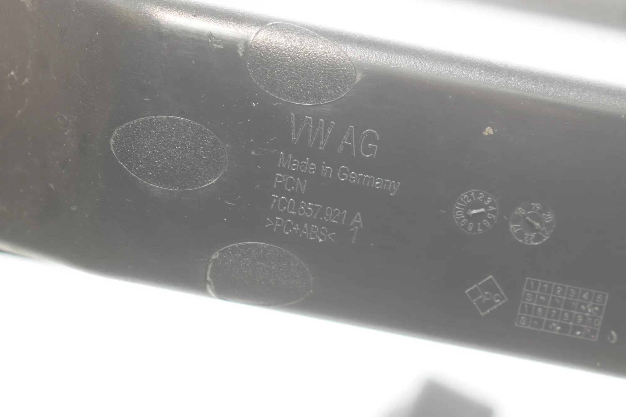 Other Interior Parts – OEM 7C0857921 · VW CRAFTER Furgon (SY_) (2016 - -) 2.0 TDI 2022 – 5