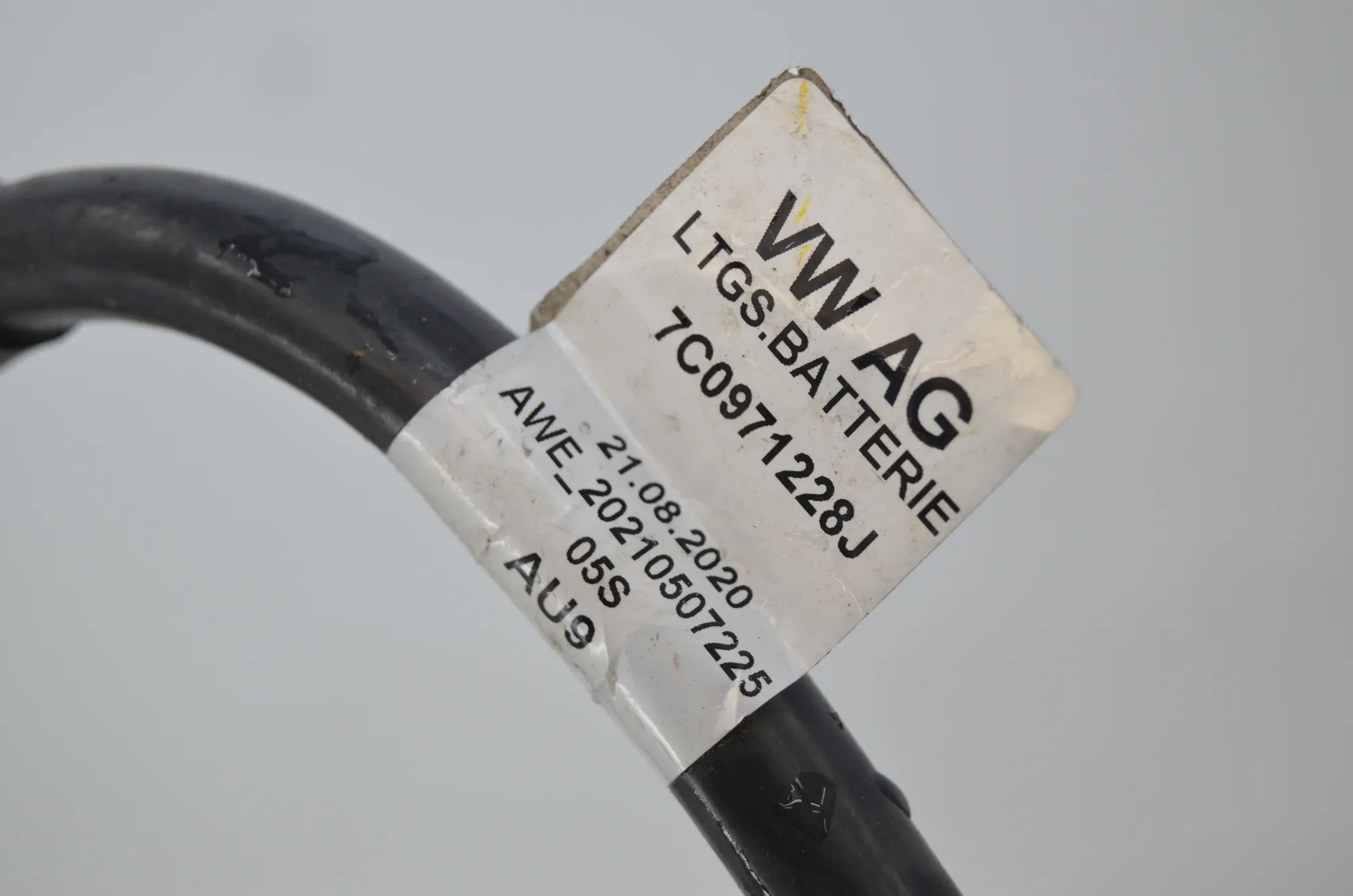 Positive Battery Cable – OEM 7C0971228J · VW CRAFTER Furgon (SY_) (2016 - -) 2.0 TDI 2022 – 4