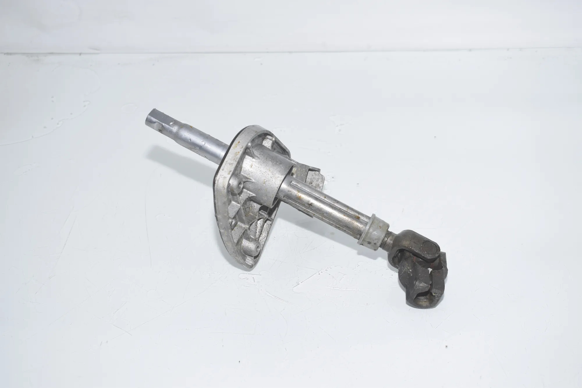Steering Column Shaft Joint – OEM 2N1419751E · VW CRAFTER Furgon (SY_) (2016 - -) 2.0 TDI 2022 – 2