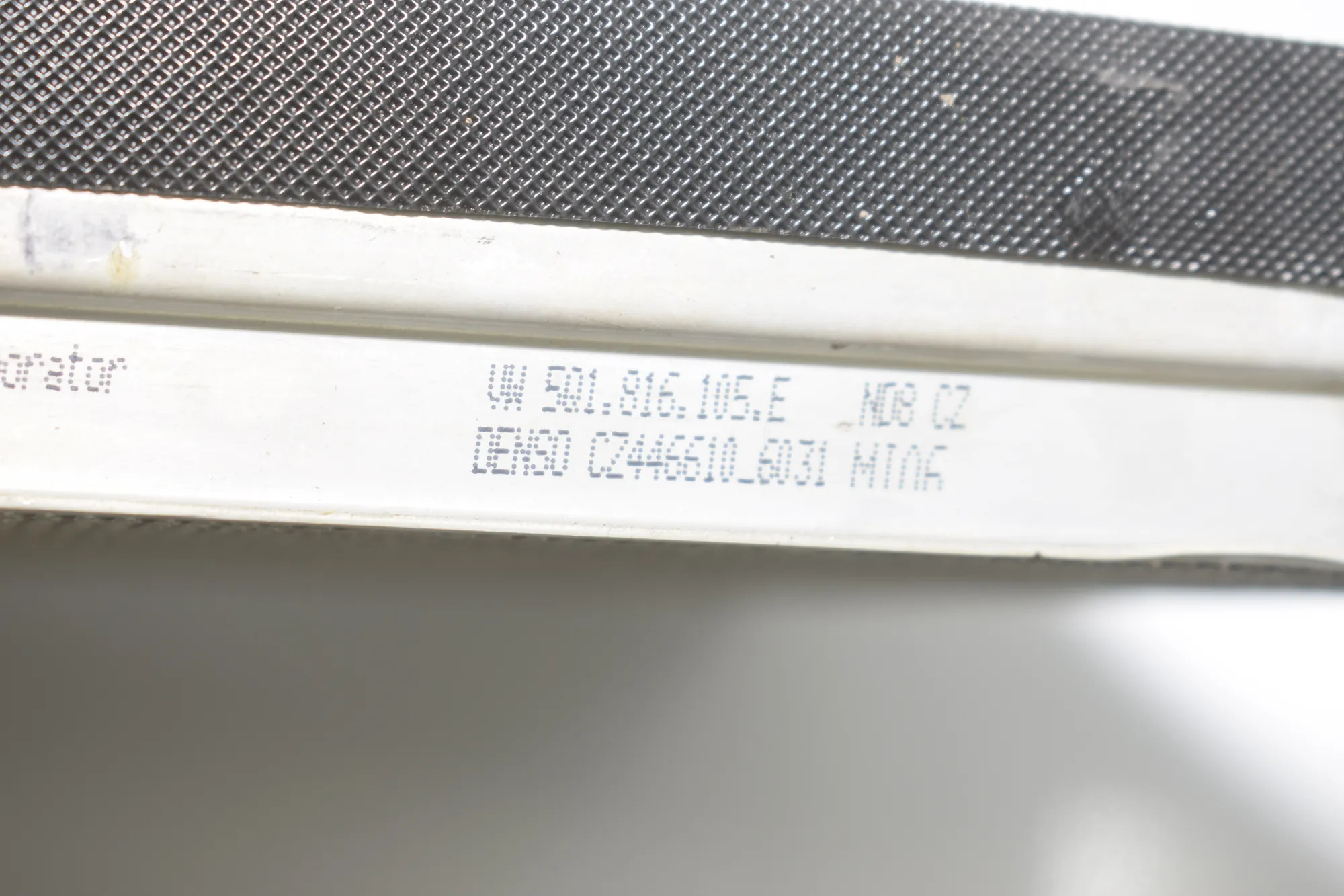 A/C Matrix Heater – OEM 5Q1816105E · VW CRAFTER Furgon (SY_) (2016 - -) 2.0 TDI 2022 – 4