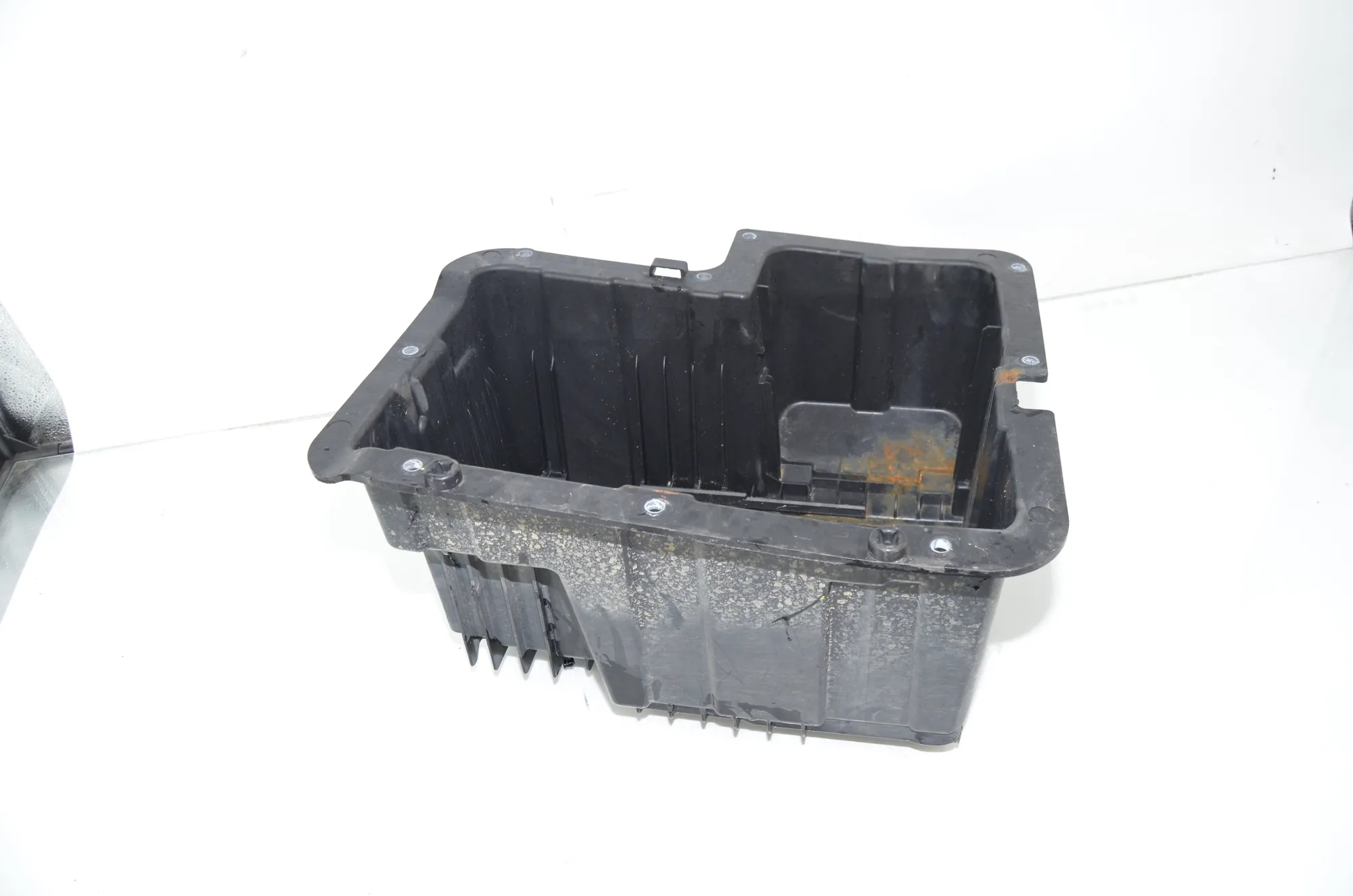 Battery Holder Tray – OEM 7C0801283 · VW CRAFTER Furgon (SY_) (2016 - -) 2.0 TDI 2022 – 2