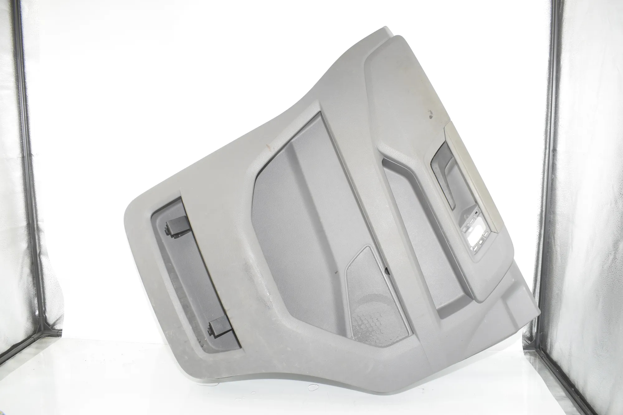 Front Left Door Panel – OEM 7C0863335 · VW CRAFTER Furgon (SY_) (2016 - -) 2.0 TDI 2022