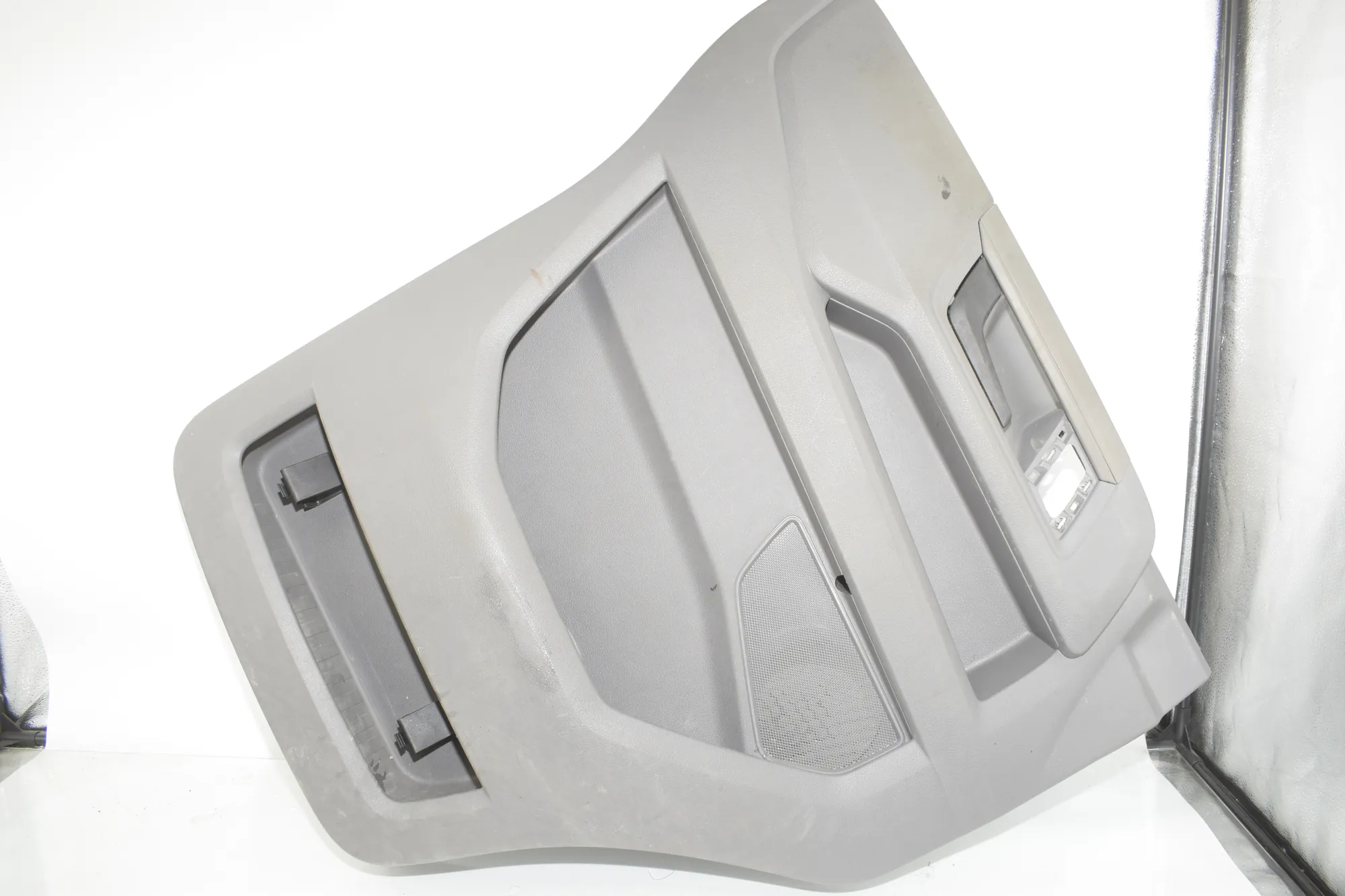 Front Left Door Panel – OEM 7C0863335 · VW CRAFTER Furgon (SY_) (2016 - -) 2.0 TDI 2022 – 2