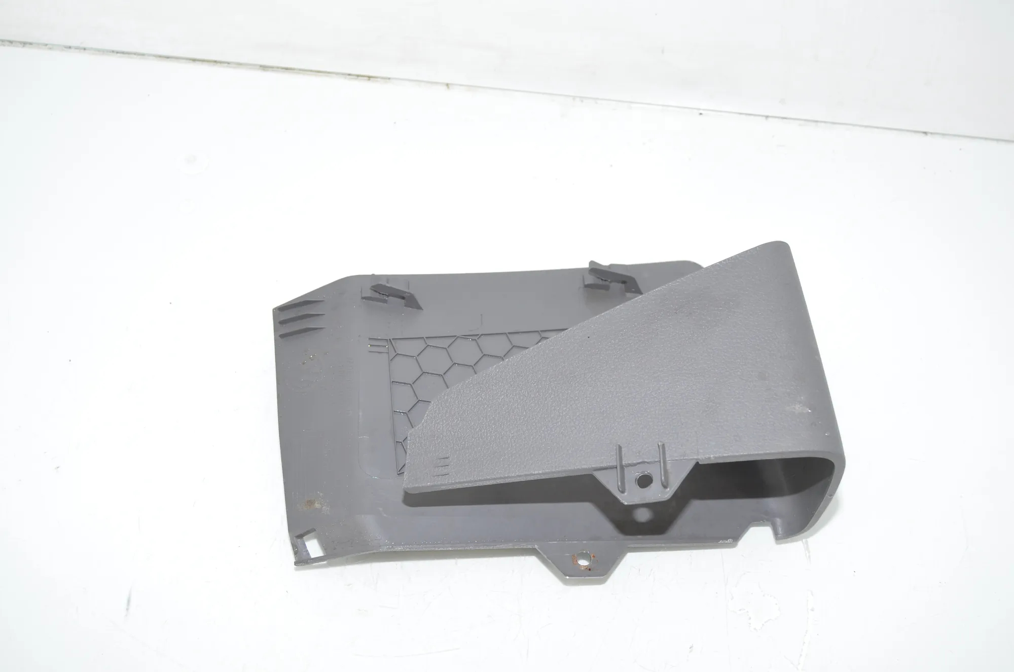 Other Interior Parts – OEM 7C1858341A · VW CRAFTER Furgon (SY_) (2016 - -) 2.0 TDI 2022 – 3