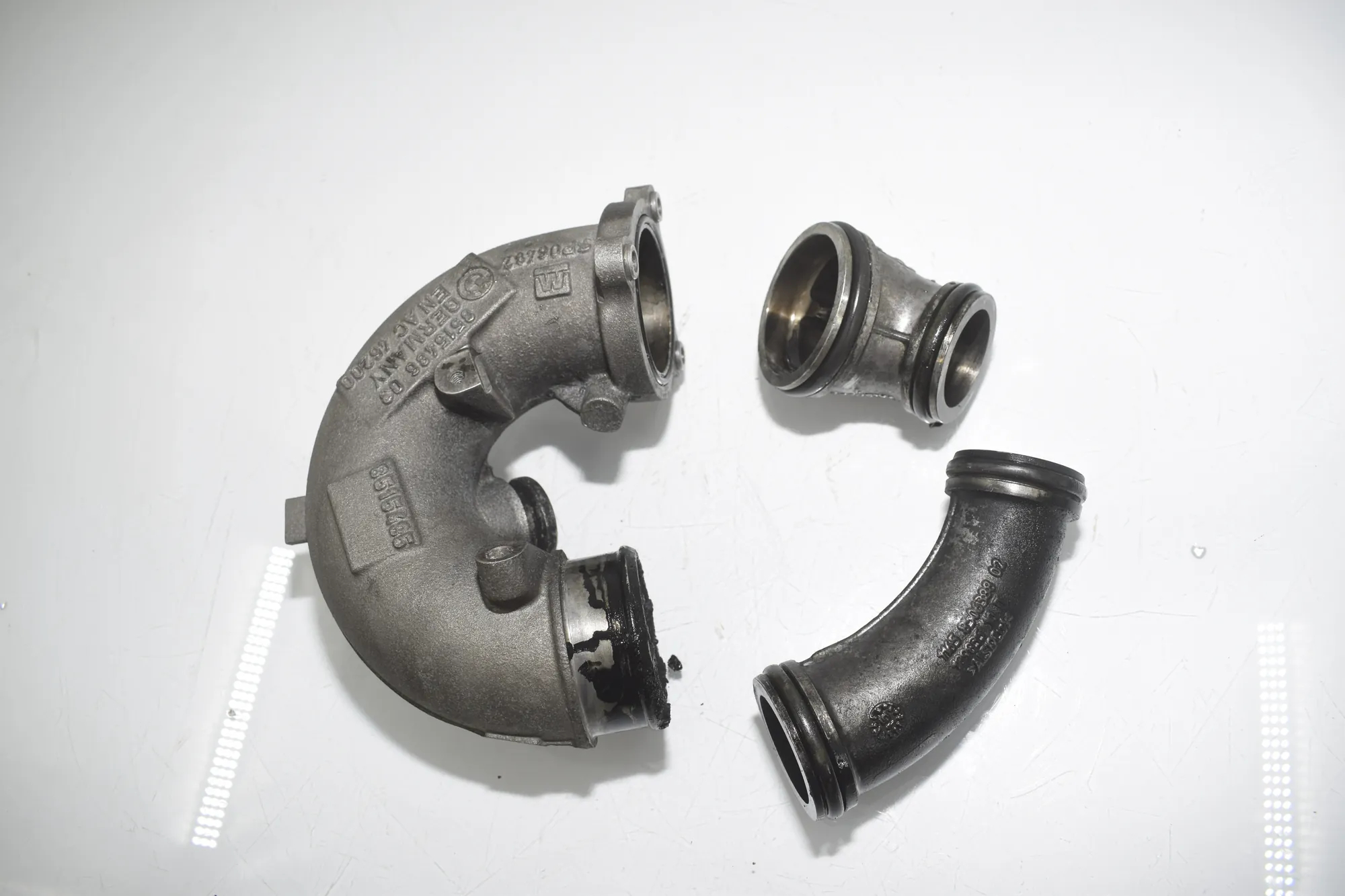 Intercooler Hose Pipe – OEM 8515486 · BMW 5 Touring (F11) M 550 d xDrive 2016 – 2