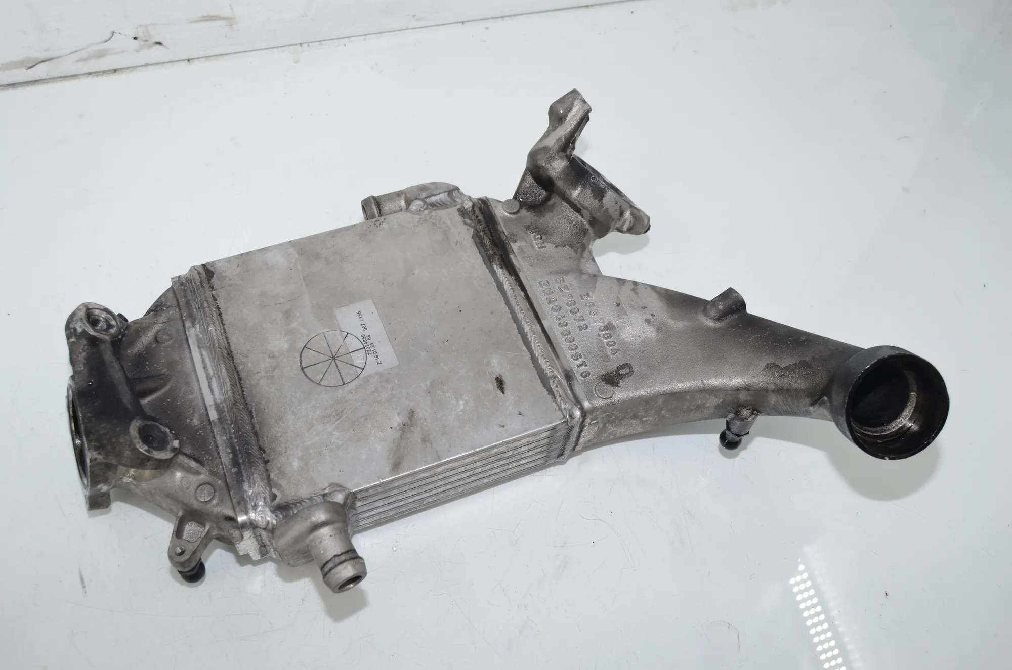 Intercooler Radiator – OEM 72324850 · BMW 5 Touring (F11) M 550 d xDrive 2016 – 4