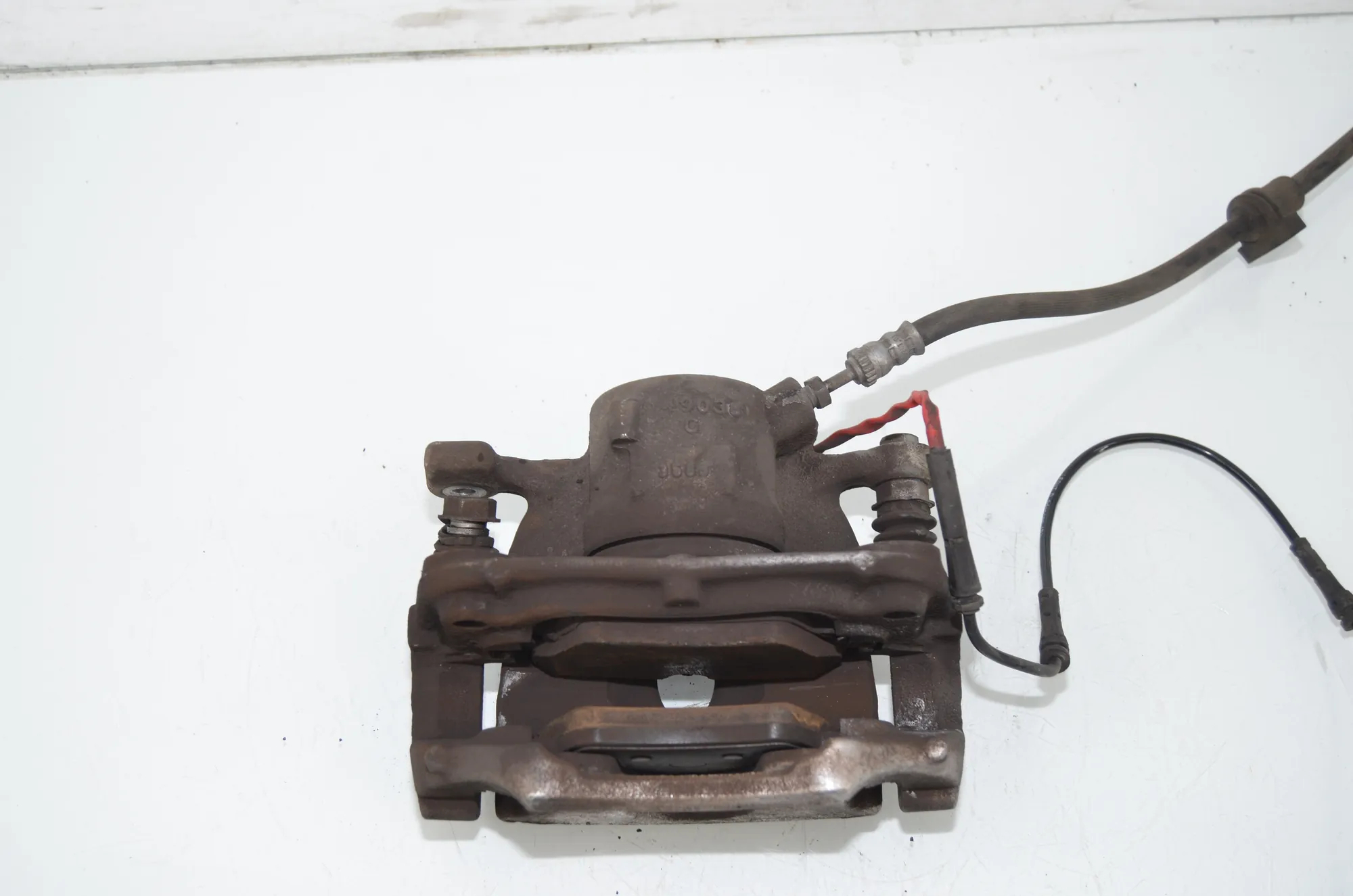 Front Left Brake Caliper – OEM 6860265 · BMW 3 Touring (G21) (2019 - -) 320 d Mild-Hybrid 2024 – 3