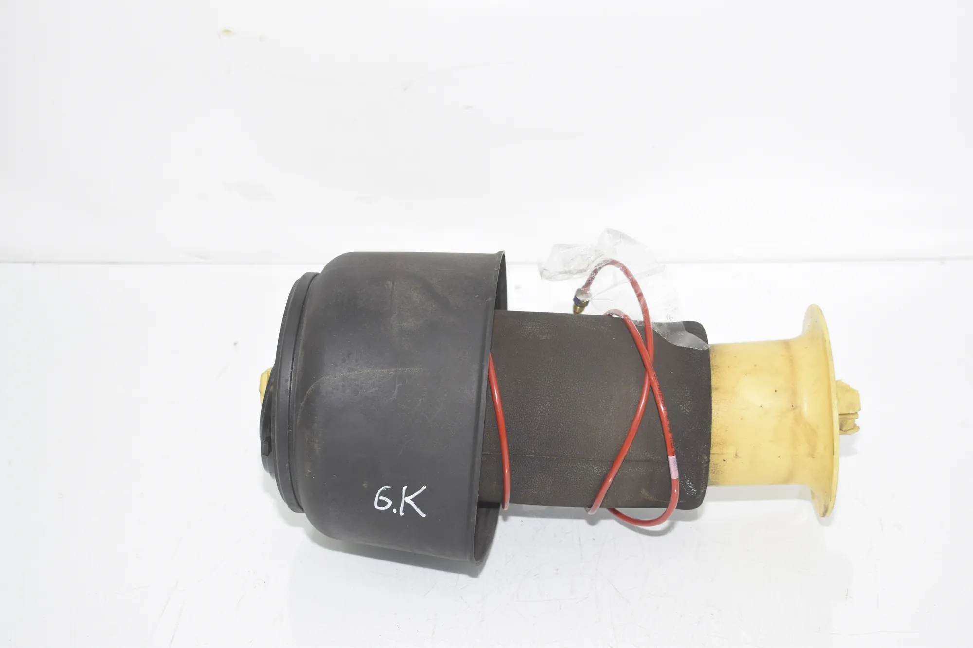 Rear Left Air Suspension Spring Bag – OEM 6784379 · BMW 5 Touring (F11) 530 d xDrive 2012 – 4