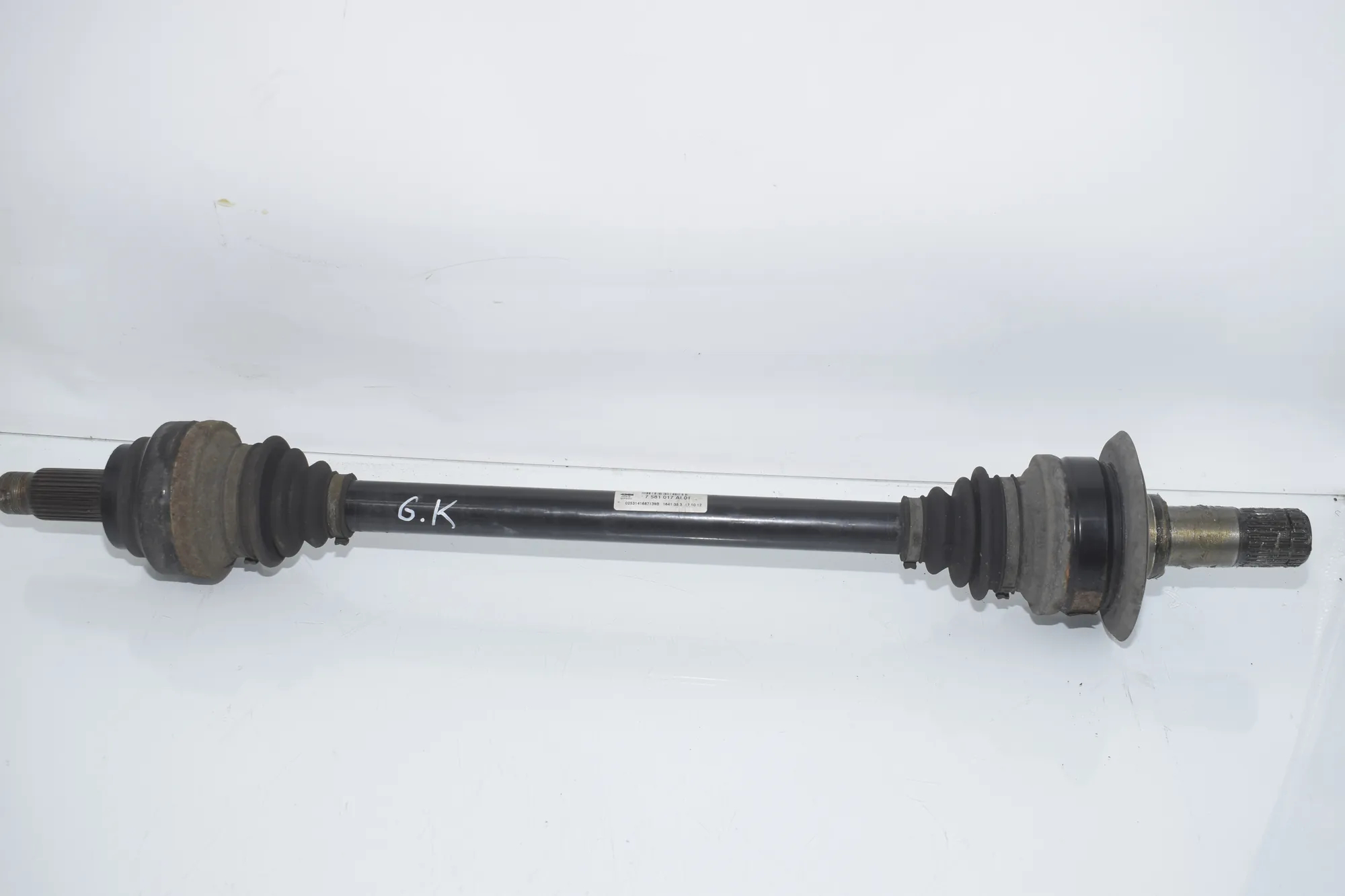 Rear Left Driveshaft – OEM 7581017 · BMW 5 Touring (F11) 530 d xDrive 2012 – 2