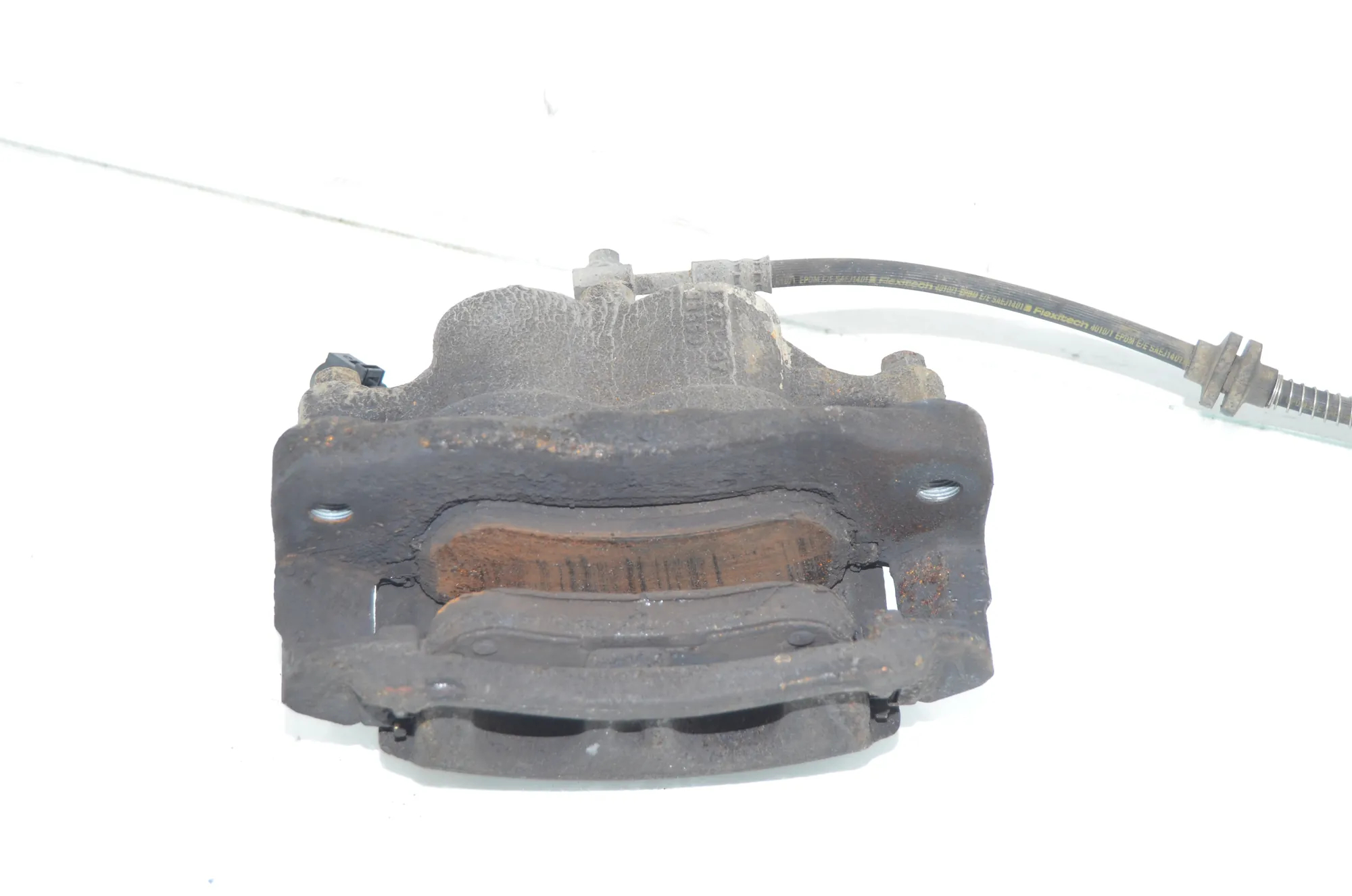 Front Right Brake Caliper – OEM 2N0615124 · VW CRAFTER Furgon (SY_) (2016 - -) 2.0 TDI 2022 – 3