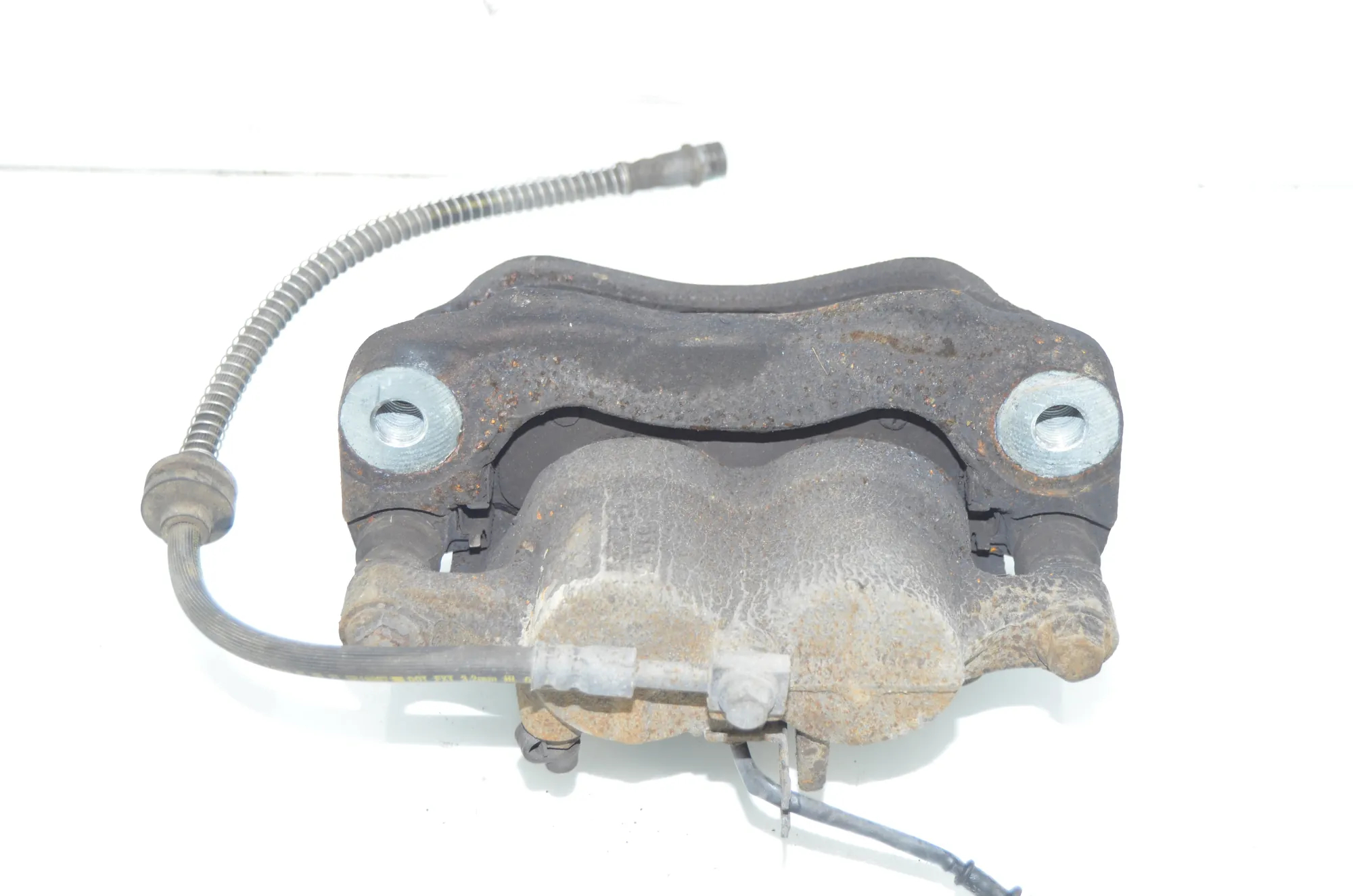 Front Right Brake Caliper – OEM 2N0615124 · VW CRAFTER Furgon (SY_) (2016 - -) 2.0 TDI 2022 – 4