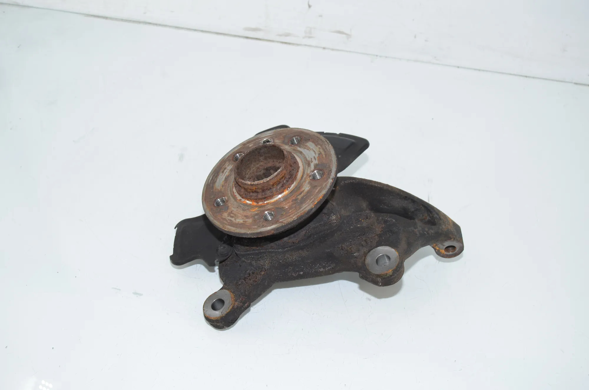 Front Right Wheel Hub – OEM N20258B · VW CRAFTER Furgon (SY_) (2016 - -) 2.0 TDI 2022 – 2