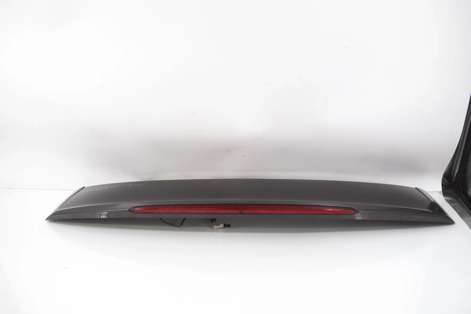 Tailgate Bootlid Spoiler – OEM 7234674 · BMW 5 Touring (F11) 530 d xDrive 2012