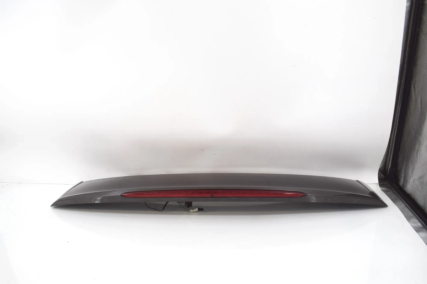 Tailgate Bootlid Spoiler – OEM 7234674 · BMW 5 Touring (F11) 530 d xDrive 2012 – 2