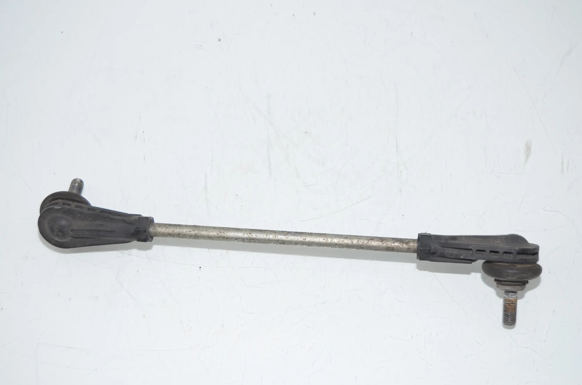Front Left Stabilizer Link – OEM 6893359 · BMW 3 (G20, G28) BMW 3 (G20, G28) 3 (G20) 320 i 2024 – 4