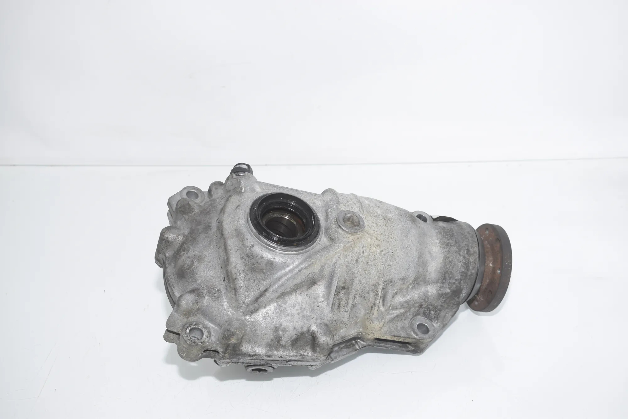 Front Differential – OEM 7584518 · BMW 5 Touring (F11) 530 d xDrive 2012 – 4