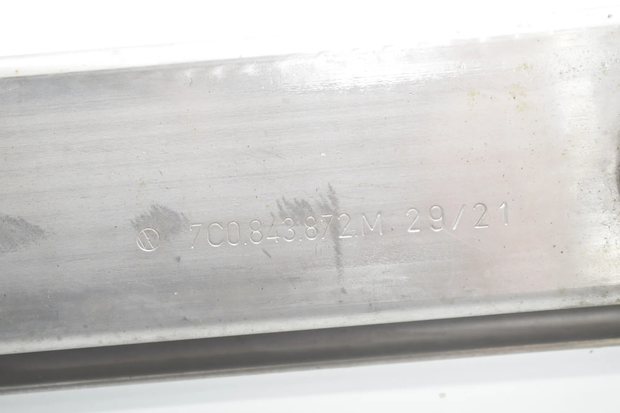 Other Body Parts – OEM 7C0843872M · VW CRAFTER Furgon (SY_) (2016 - -) 2.0 TDI 2022 – 3