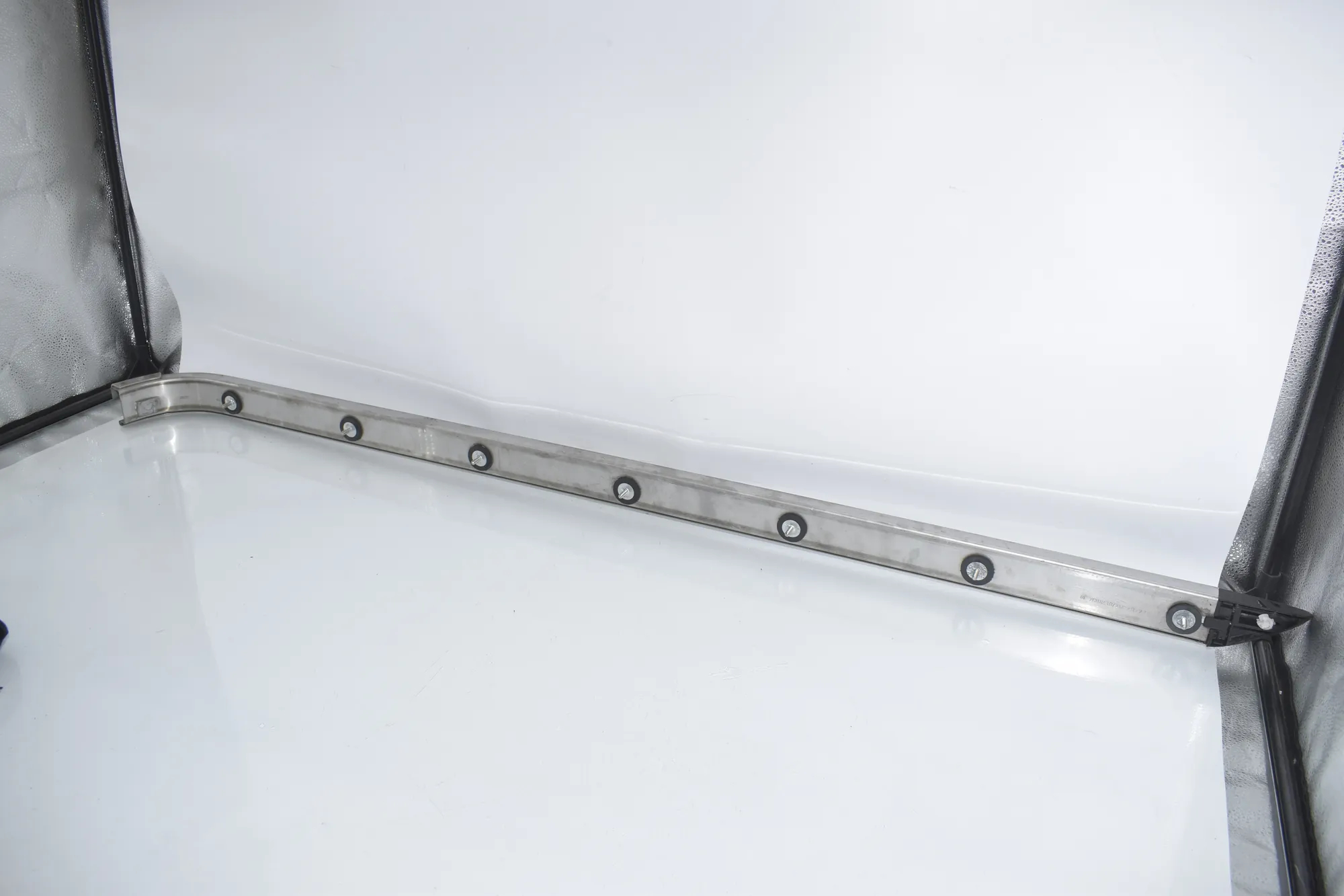Other Body Parts – OEM 7C0843872M · VW CRAFTER Furgon (SY_) (2016 - -) 2.0 TDI 2022 – 2