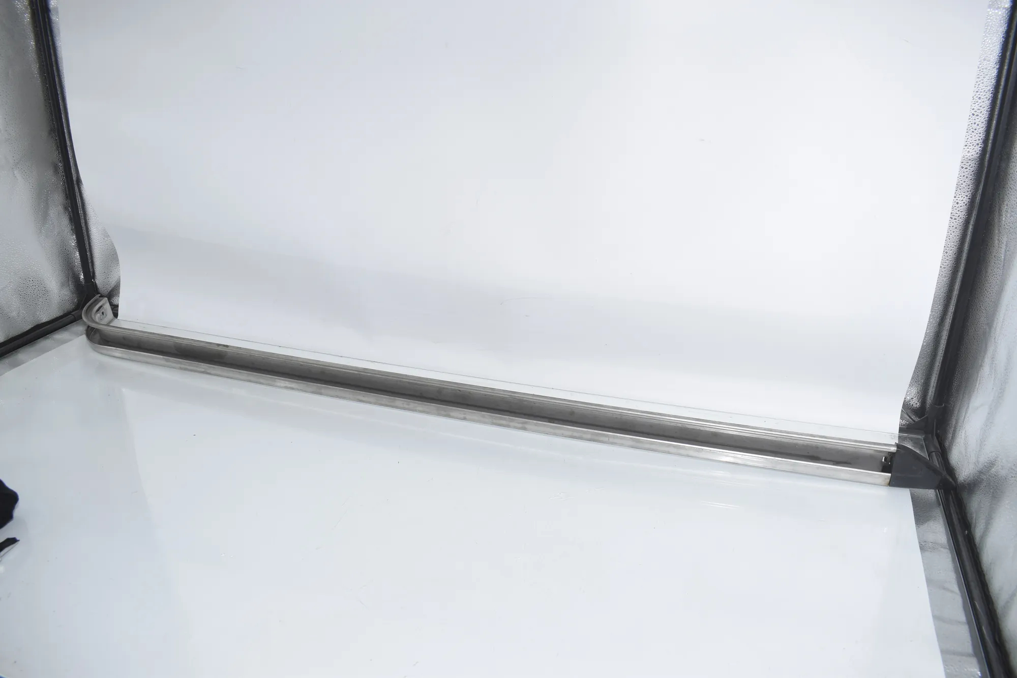 Other Body Parts – OEM 7C0843872M · VW CRAFTER Furgon (SY_) (2016 - -) 2.0 TDI 2022 – 4