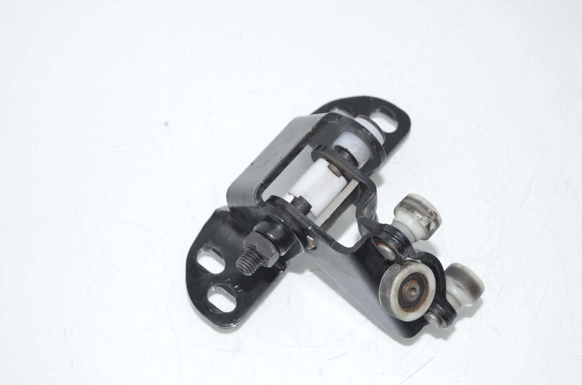 Side Door Guide – OEM 7C0843304 · VW CRAFTER Furgon (SY_) (2016 - -) 2.0 TDI 2022