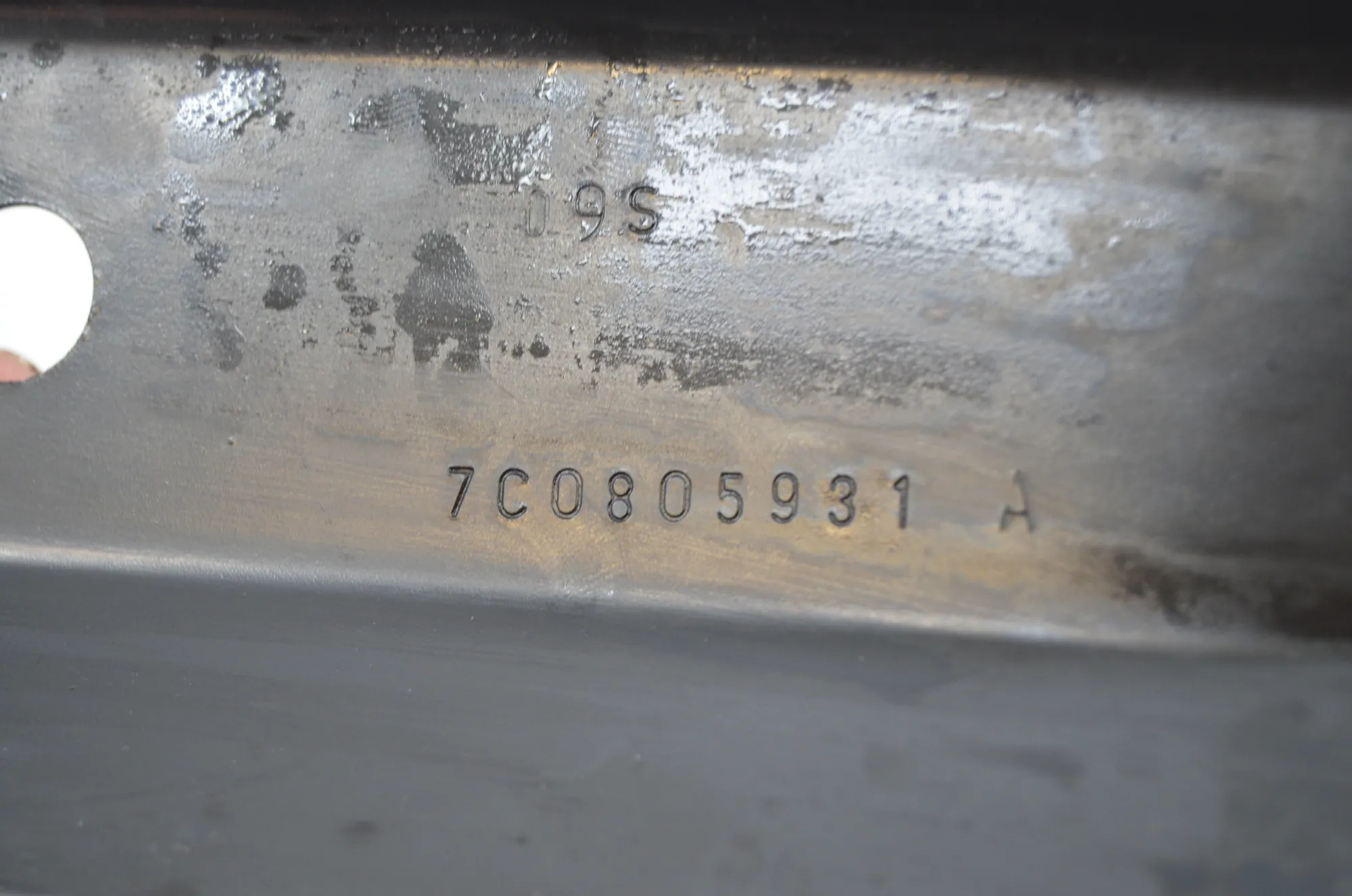 Other Body Parts – OEM 7C0805931A · VW CRAFTER Furgon (SY_) (2016 - -) 2.0 TDI 2022 – 5