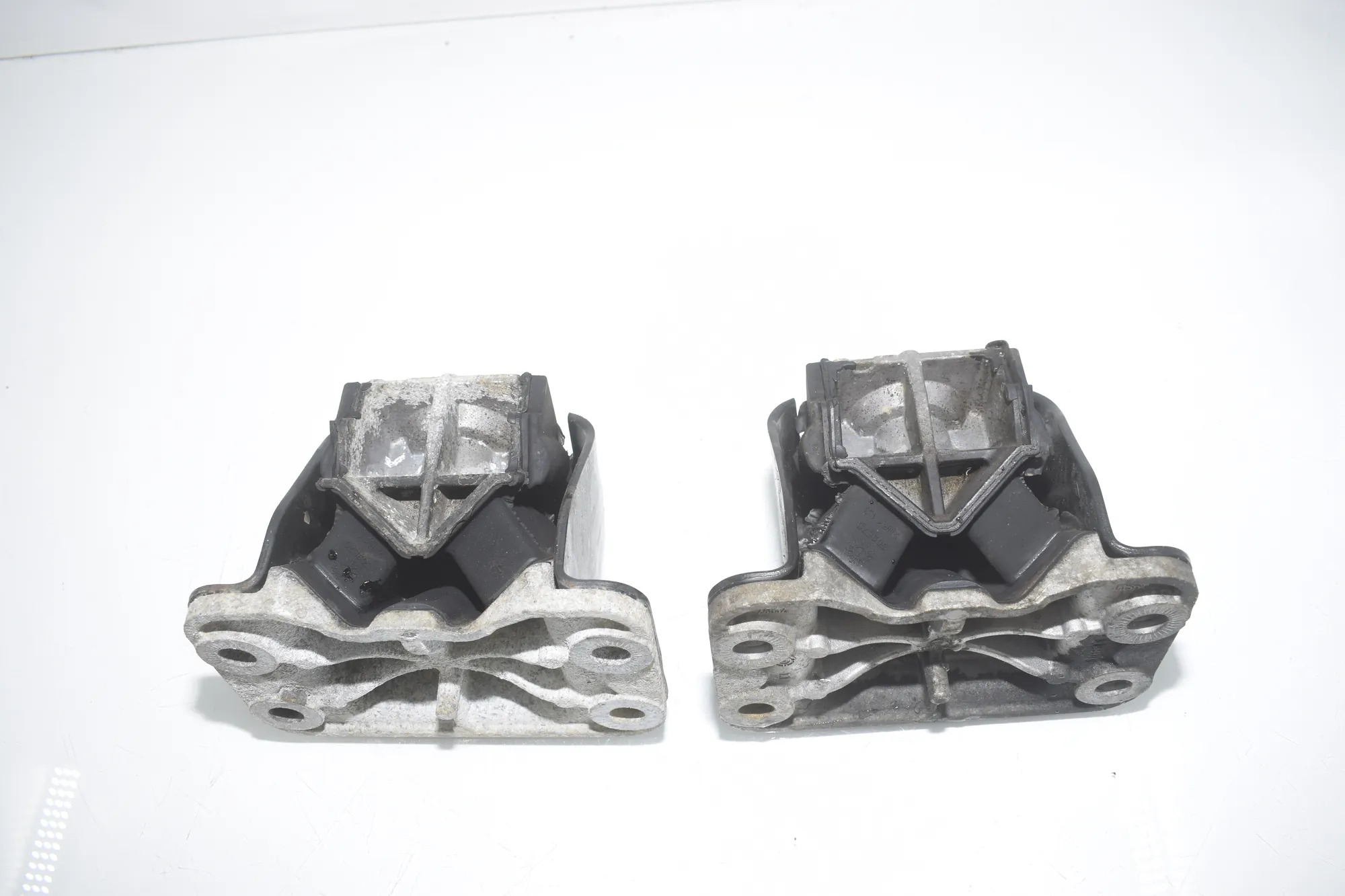 Other Body Parts – OEM 2N0199256 · VW CRAFTER Furgon (SY_) (2016 - -) 2.0 TDI 2022 – 2