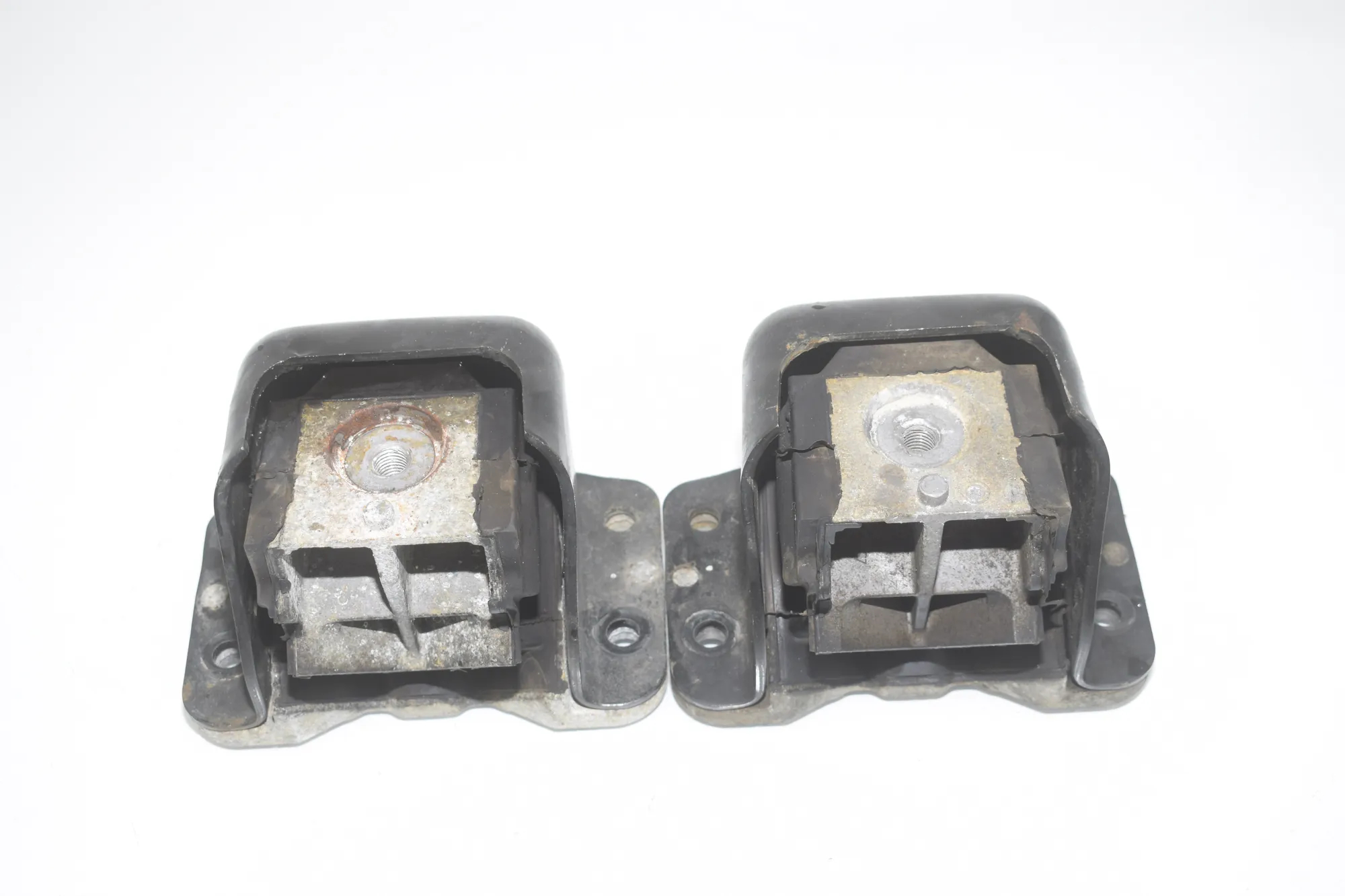 Other Body Parts – OEM 2N0199256 · VW CRAFTER Furgon (SY_) (2016 - -) 2.0 TDI 2022 – 3