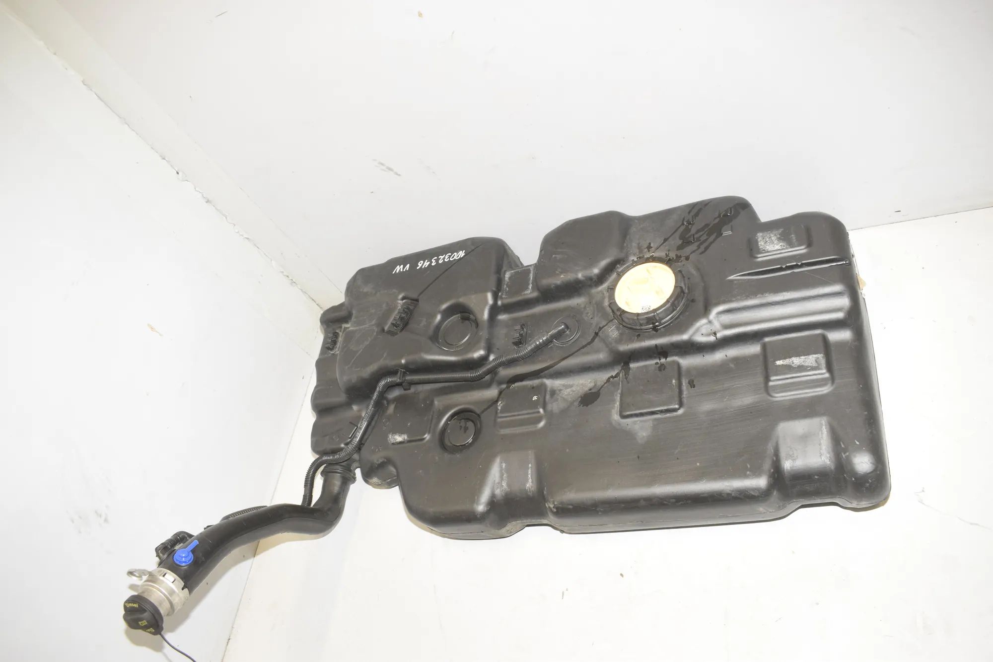Fuel Tank – OEM 104710900498 · VW CRAFTER Furgon (SY_) (2016 - -) 2.0 TDI 2022 – 3