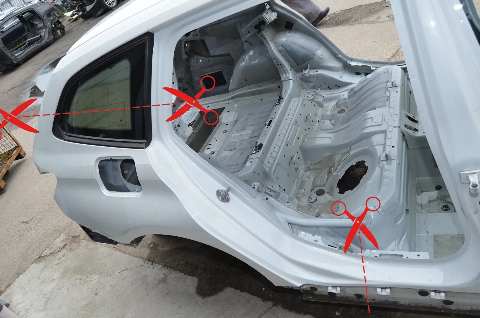 Rear Right Quarter Panel · BMW 3 Touring (G21) (2019 - -) 320 d Mild-Hybrid 2024 – 3