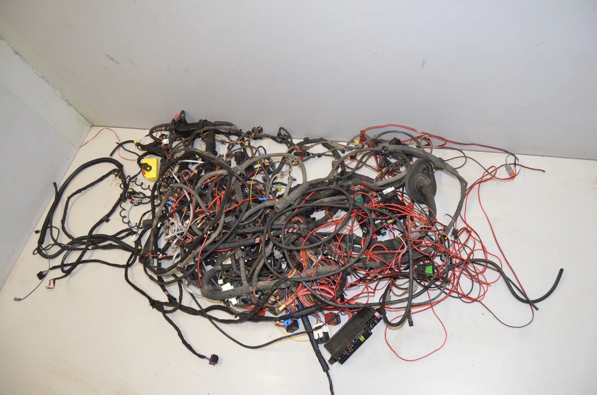 Cable Harness · VW CRAFTER Furgon (SY_) (2016 - -) 2.0 TDI 2022 – 3