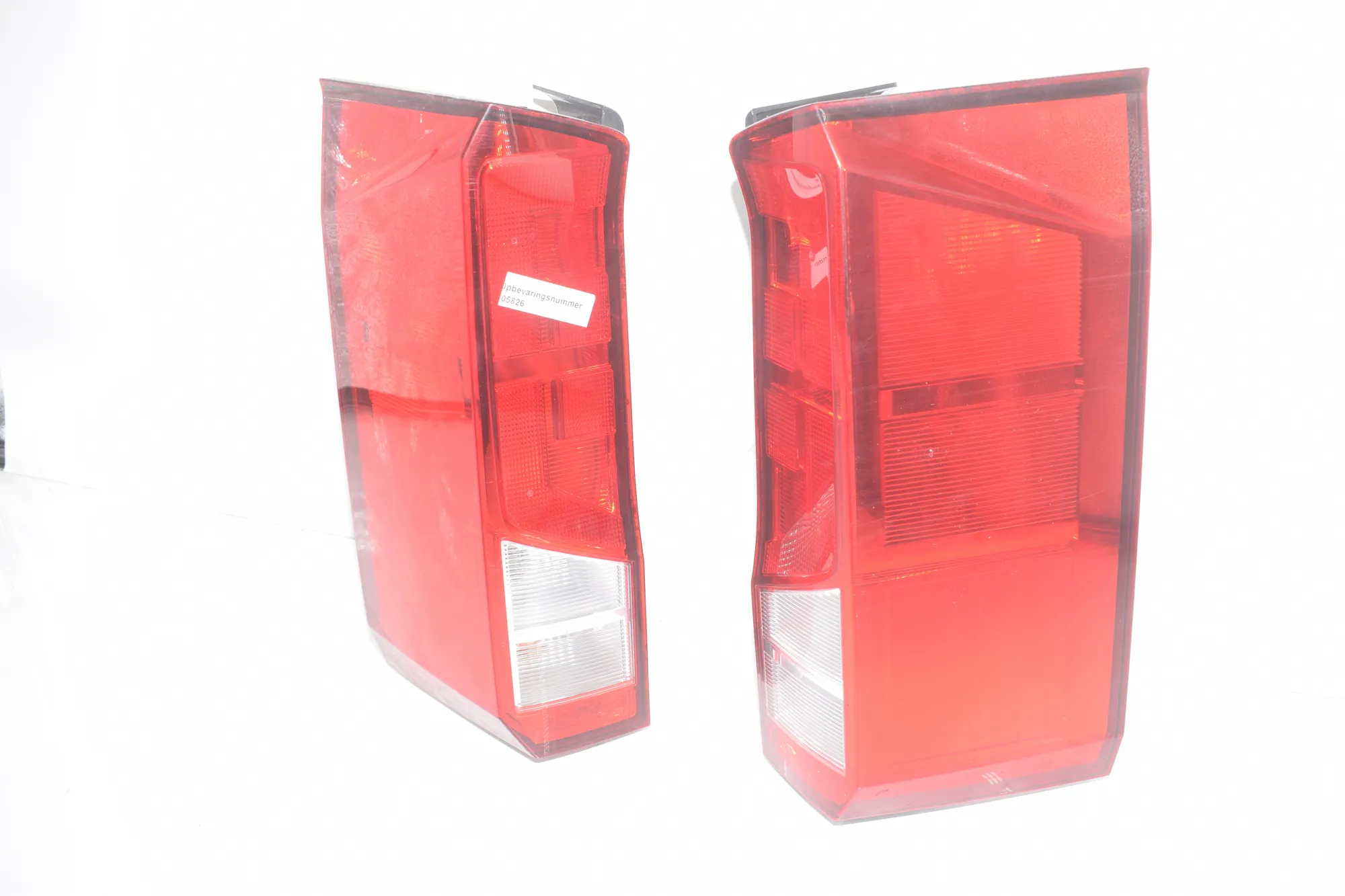 Rear Tail Light Set – OEM 7C0945095H · VW CRAFTER Furgon (SY_) (2016 - -) 2.0 TDI 2022 – 3