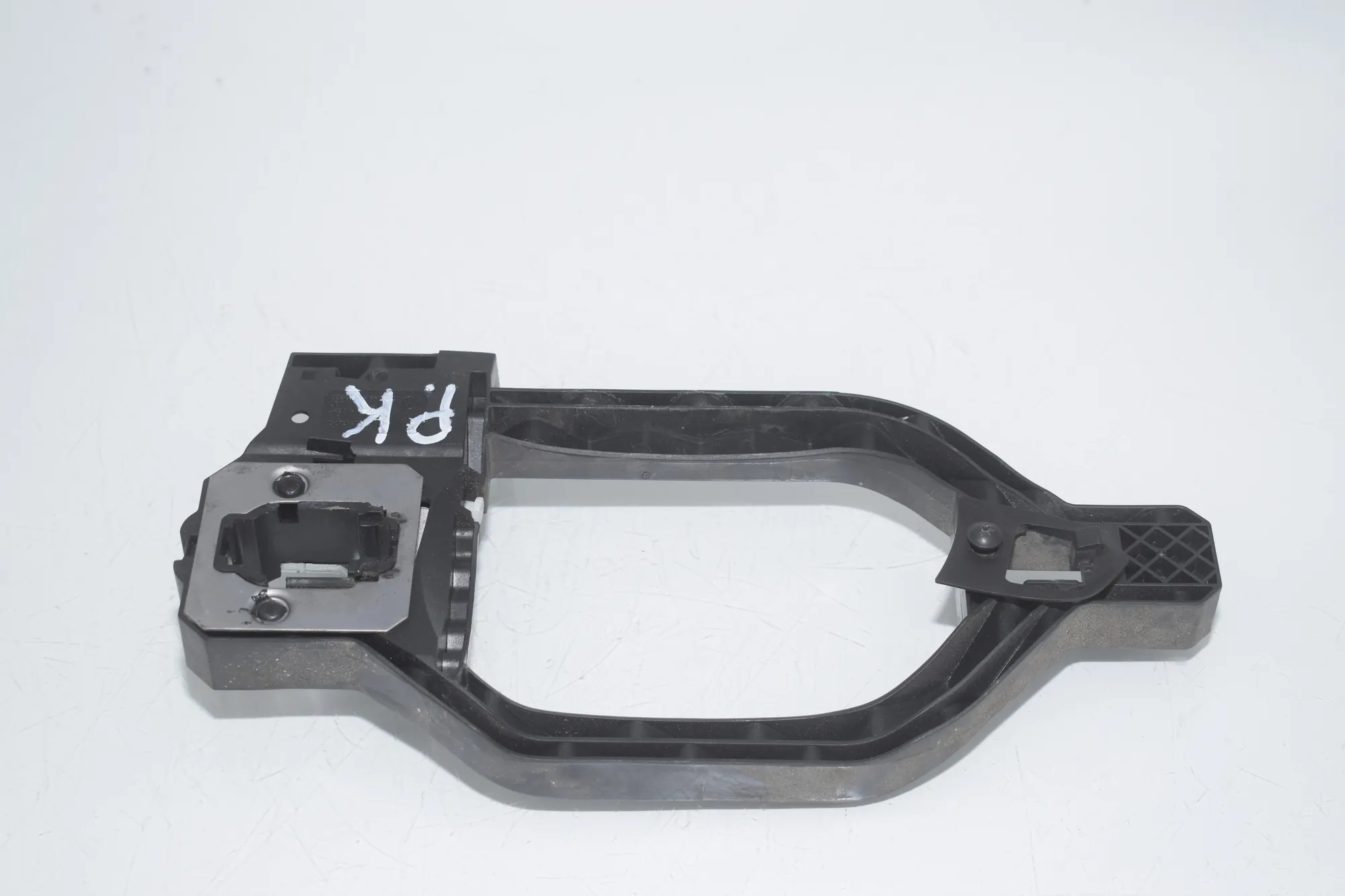 Front Left Door Interior Handle Frame – OEM 0107292001 · VW CRAFTER Furgon (SY_) (2016 - -) 2.0 TDI 2022