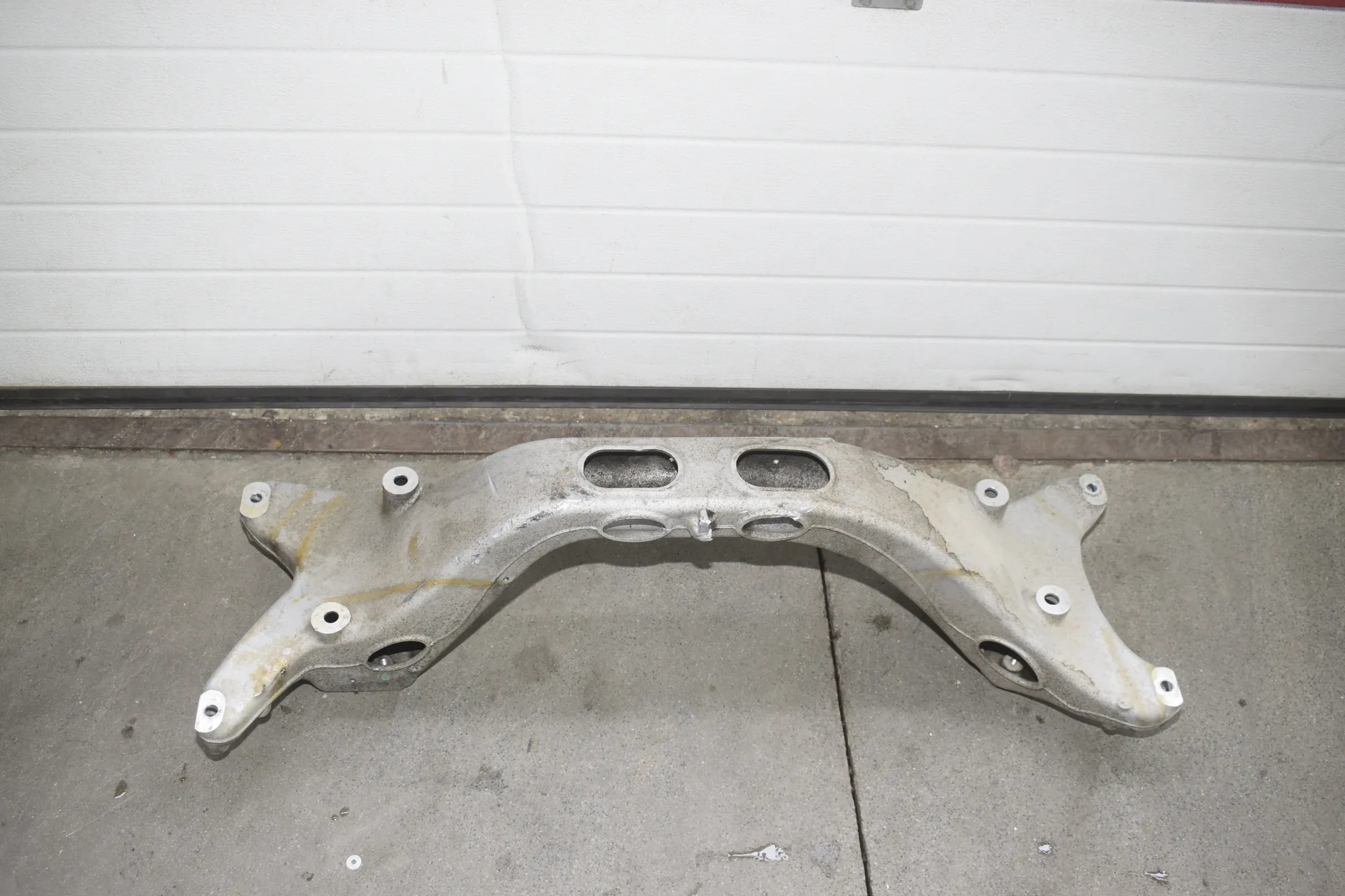 Other Body Parts – OEM 2N0199207A · VW CRAFTER Furgon (SY_) (2016 - -) 2.0 TDI 2022