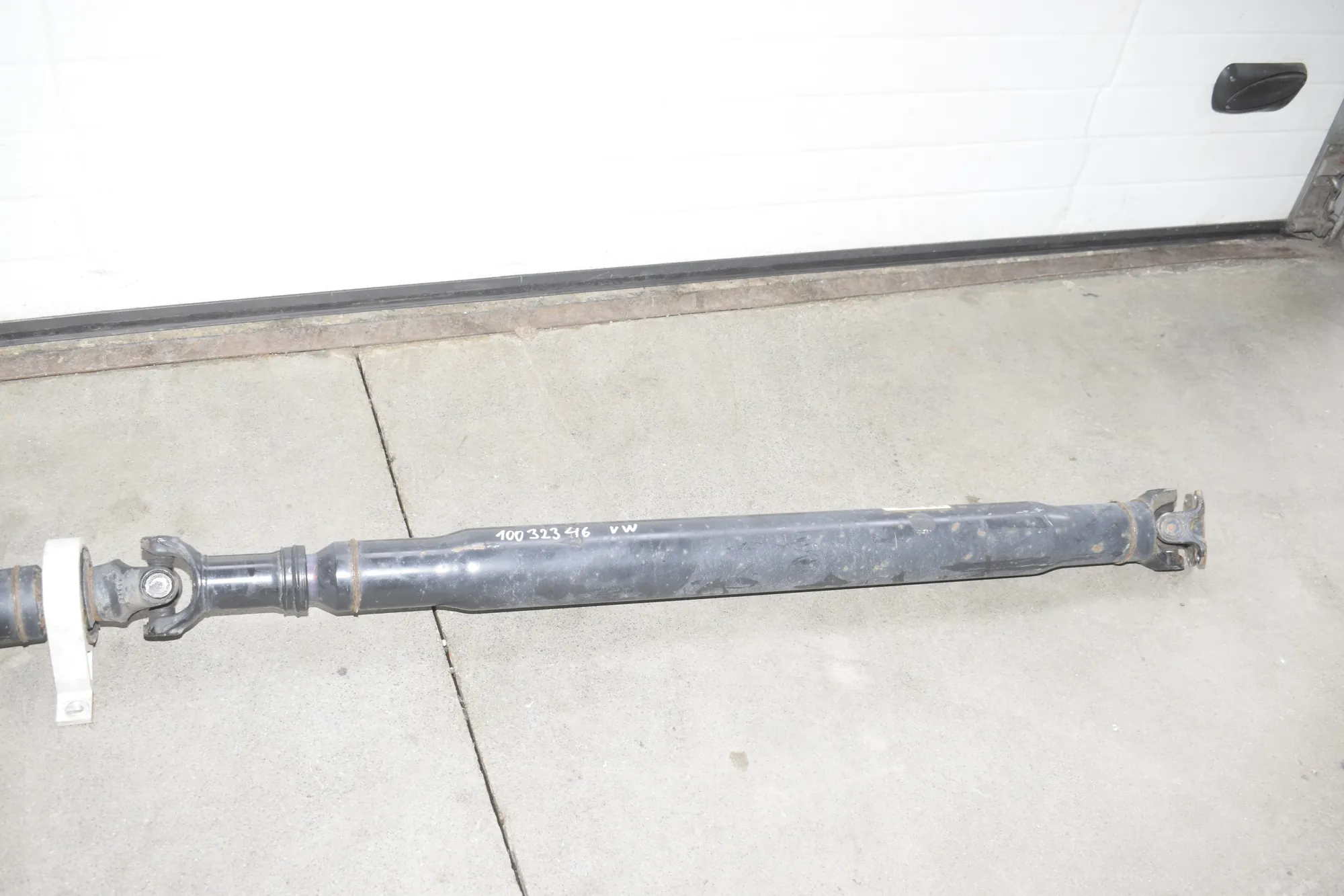 Propshaft Cardan – OEM 2N0521102AF · VW CRAFTER Furgon (SY_) (2016 - -) 2.0 TDI 2022 – 3