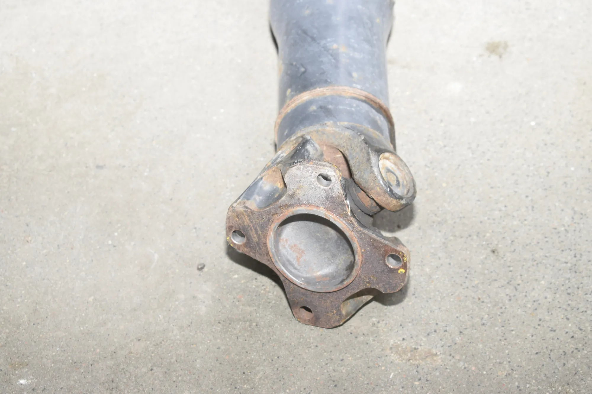 Propshaft Cardan – OEM 2N0521102AF · VW CRAFTER Furgon (SY_) (2016 - -) 2.0 TDI 2022 – 4
