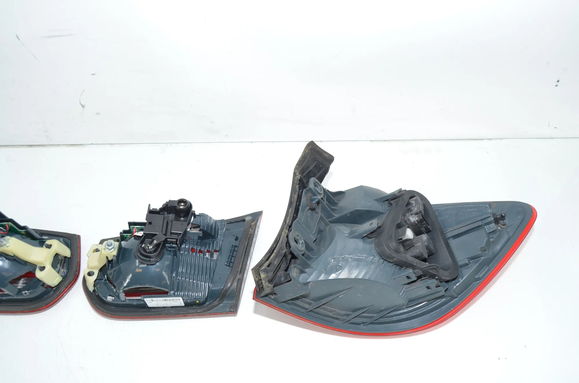 Rear Tail Light Set – OEM 7372793 · BMW 3 Touring (F31) 330 d xDrive 2014 – 10