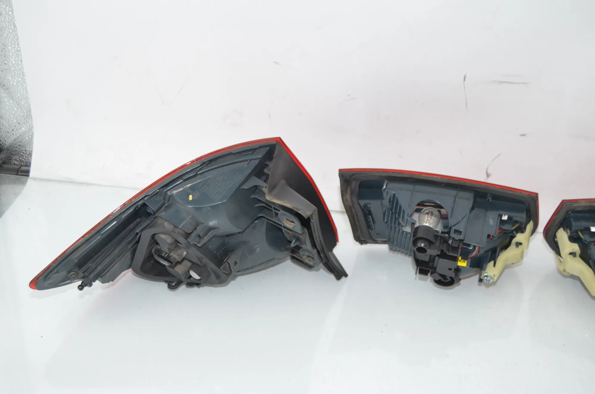 Rear Tail Light Set – OEM 7372793 · BMW 3 Touring (F31) 330 d xDrive 2014 – 7