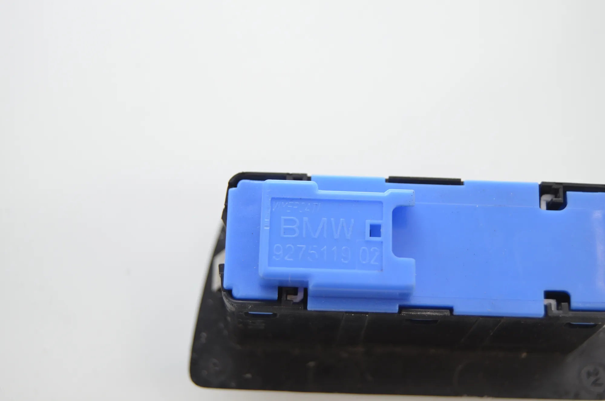 Electric Tailgate Opening Kit – OEM 7388490 · BMW 3 Touring (F31) 330 d xDrive 2014 – 8