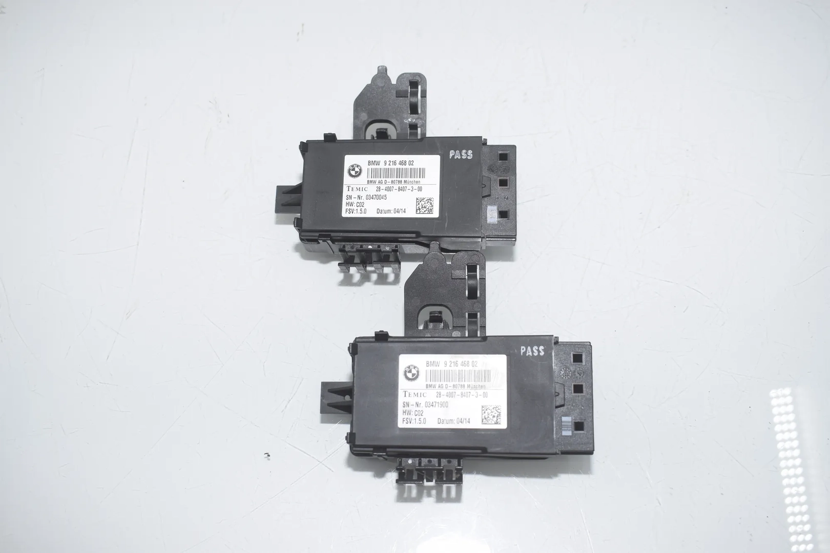 Front Left Seat Control Unit – OEM 9216468 · BMW 3 Touring (F31) 330 d xDrive 2014 – 2