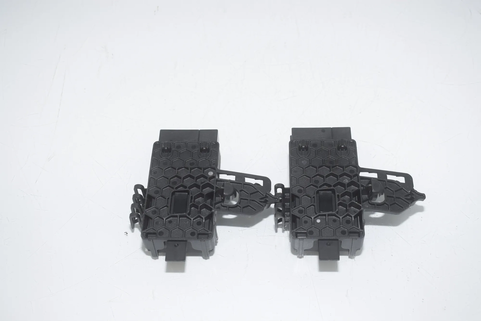 Front Left Seat Control Unit – OEM 9216468 · BMW 3 Touring (F31) 330 d xDrive 2014 – 3