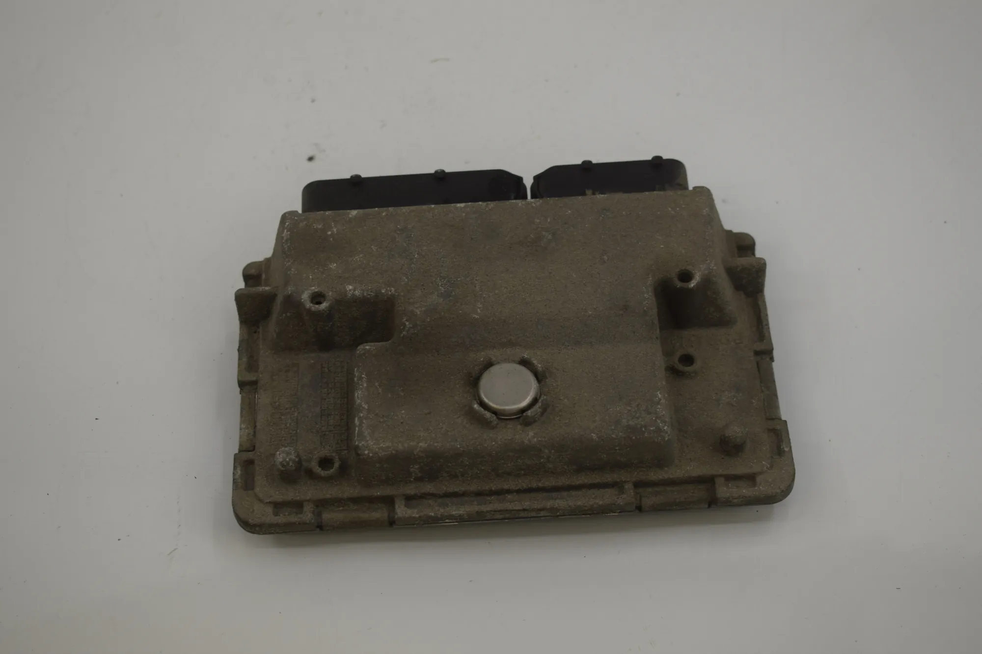 Other Control Units – OEM 8635279 · BMW i3 (I01) Hybrid 2014 – 4