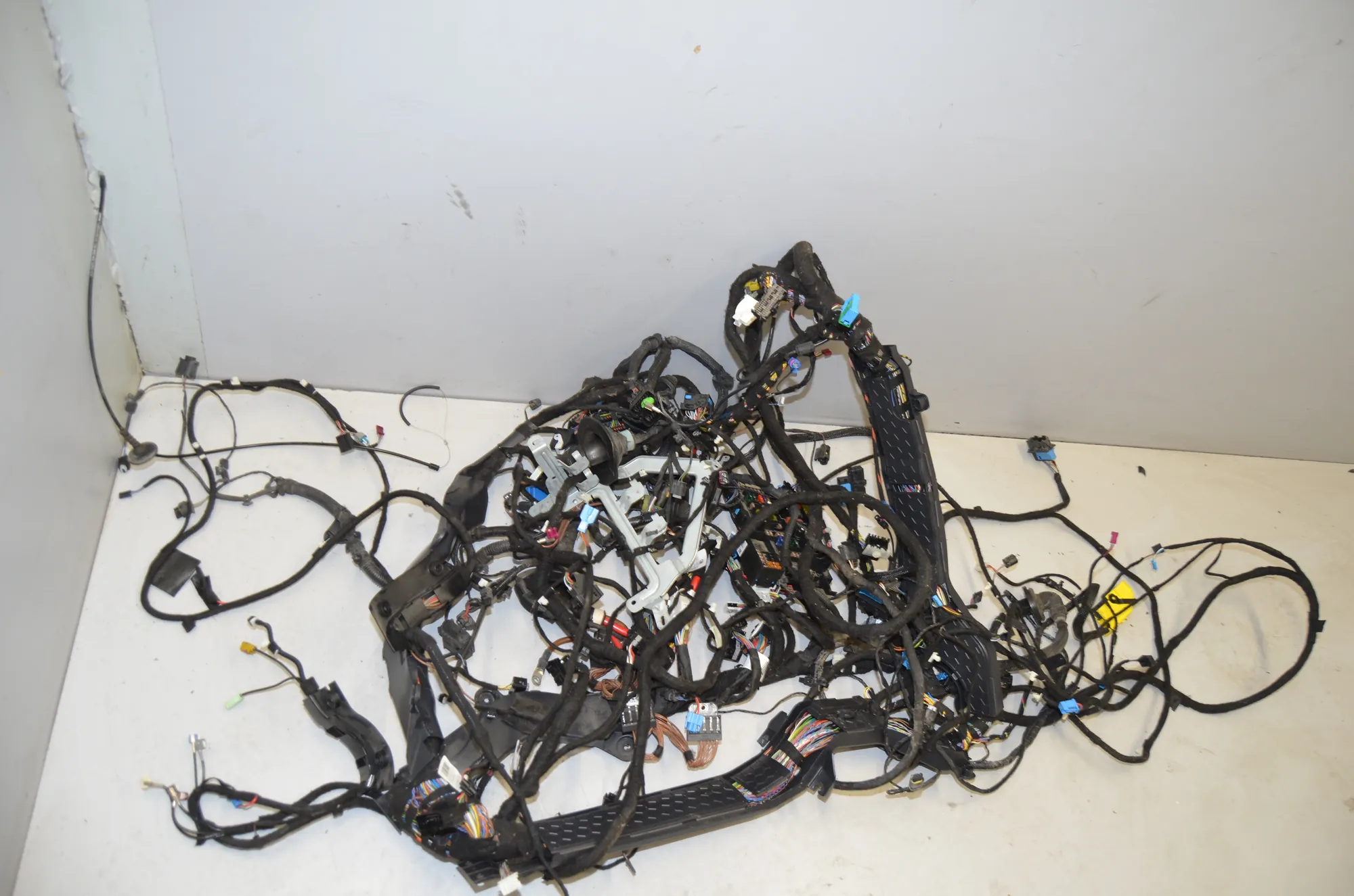 Cable Harness – OEM 9327801 · BMW i3 (I01) Hybrid 2014 – 2