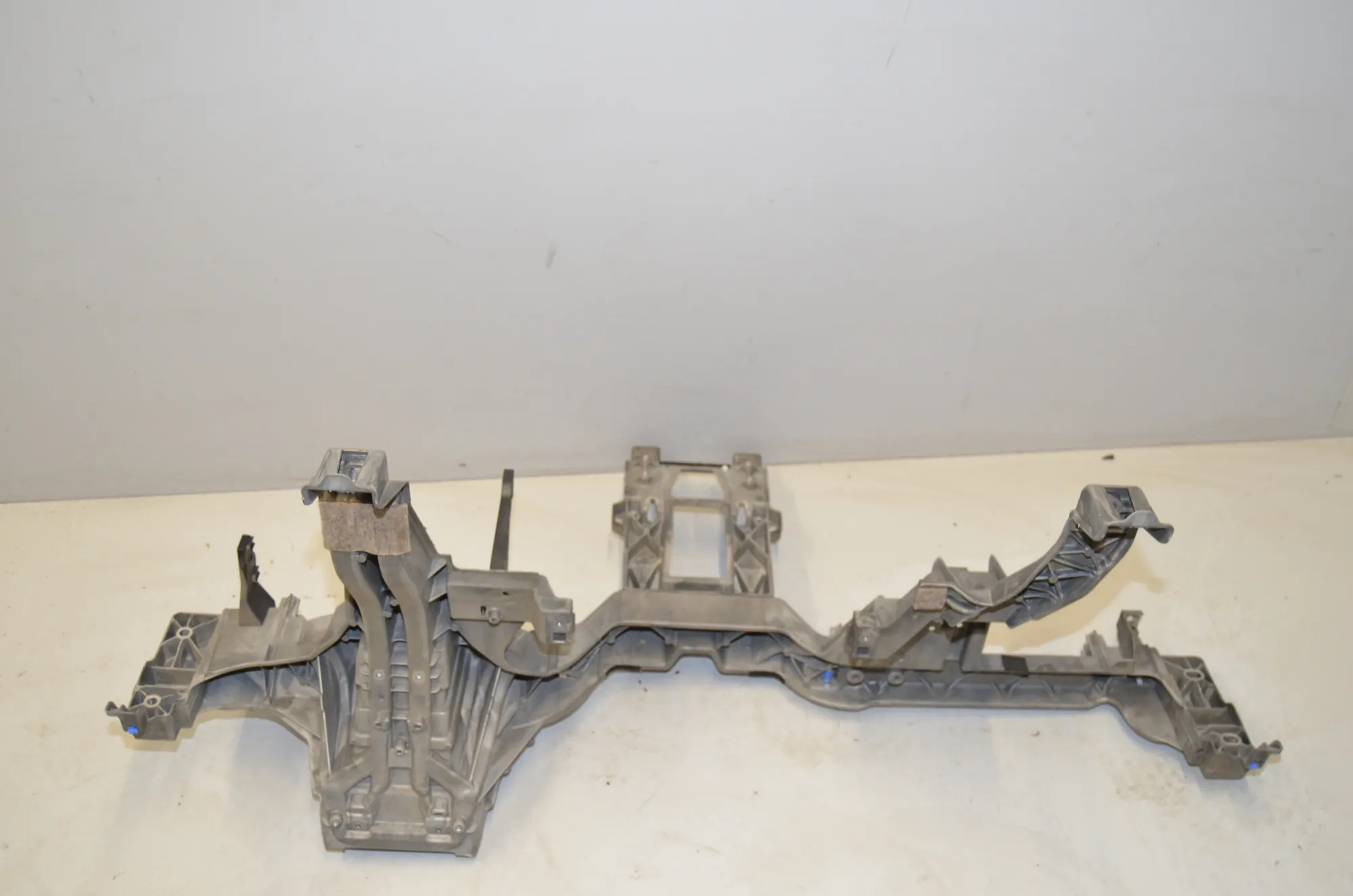 Dashboard Frame – OEM 9265944 · BMW i3 (I01) Hybrid 2014 – 3